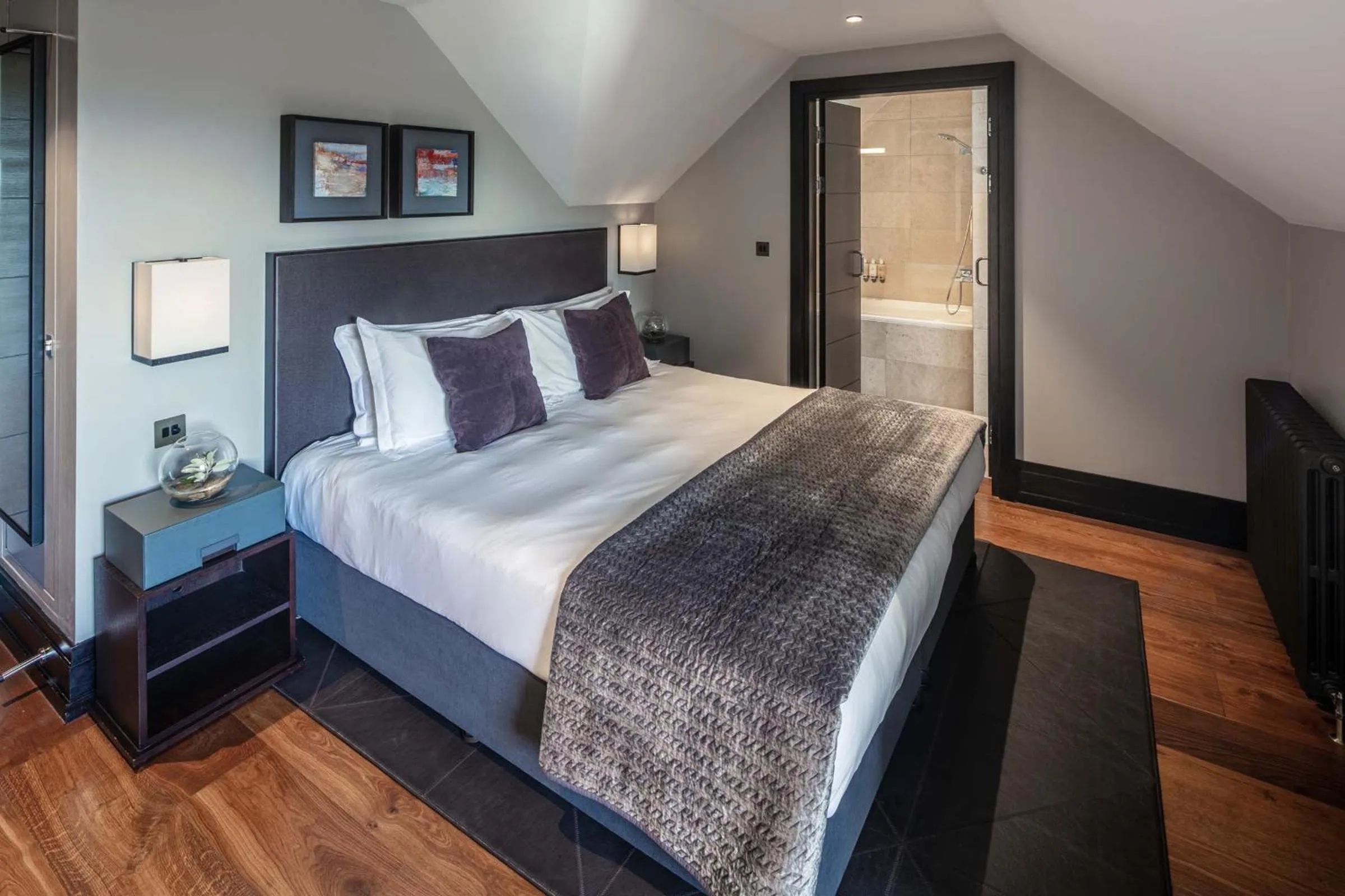 Bed in Twr y Felin Hotel