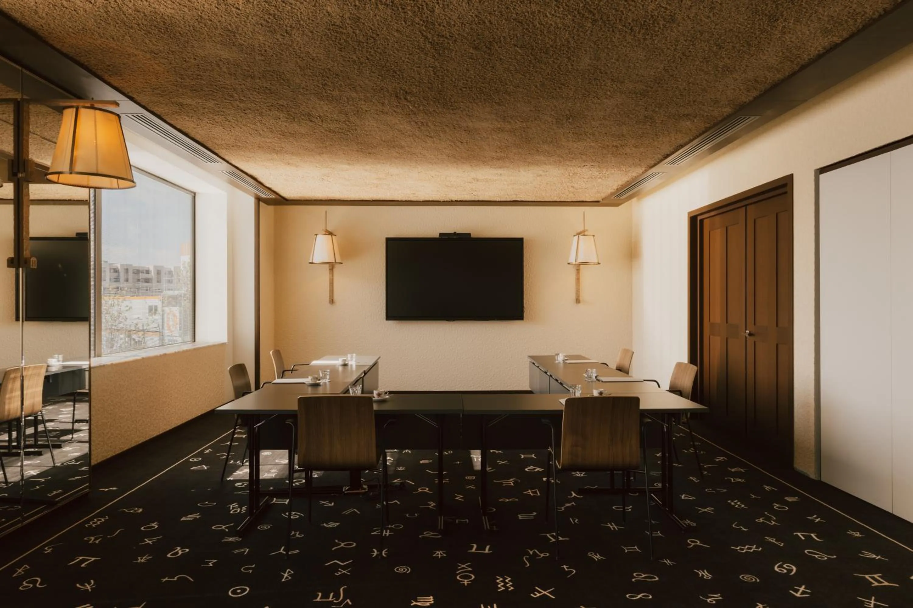 Meeting/conference room in Maison Heler Metz, Curio Collection By Hilton