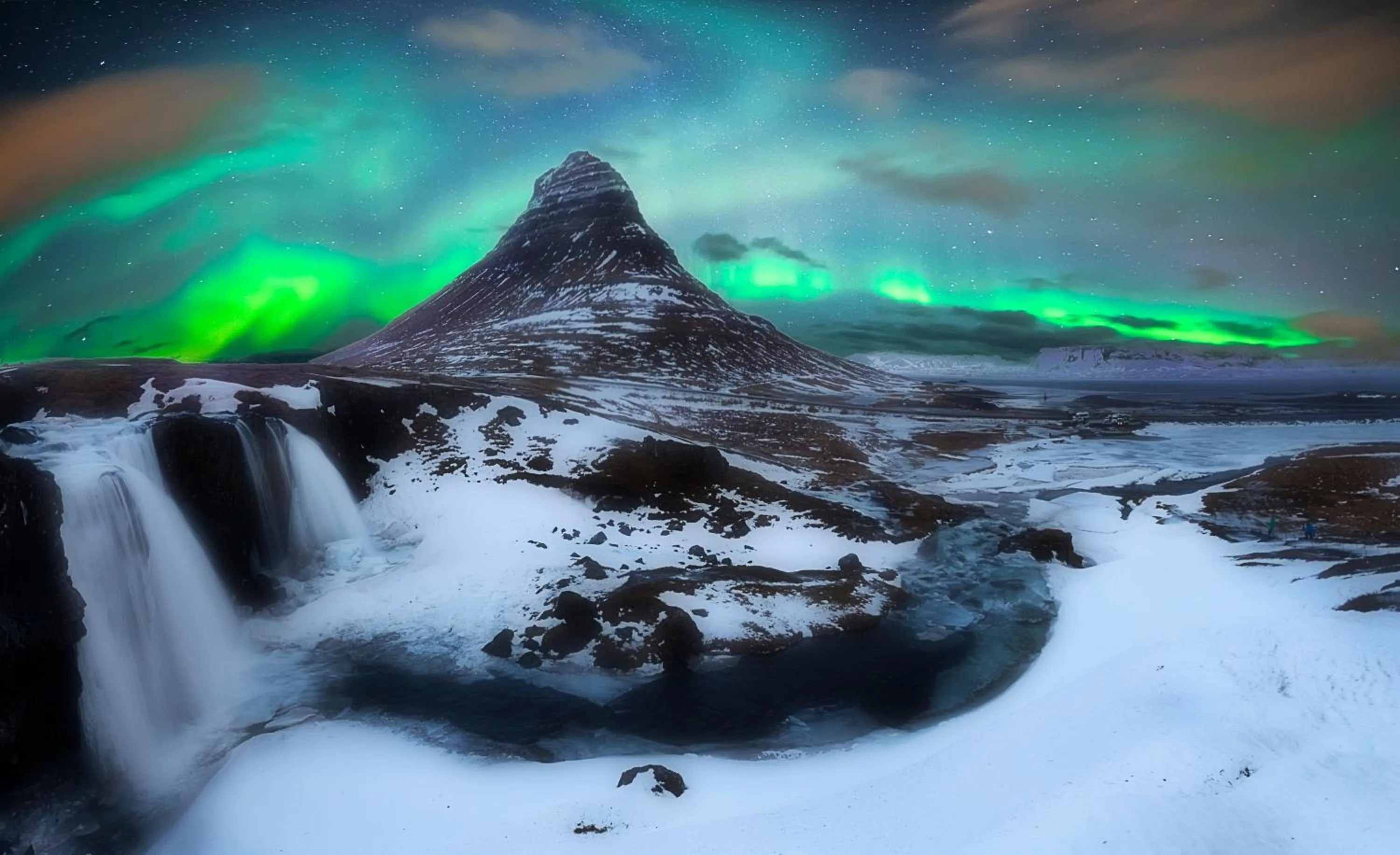 Natural landscape in Við Hafið Guesthouse