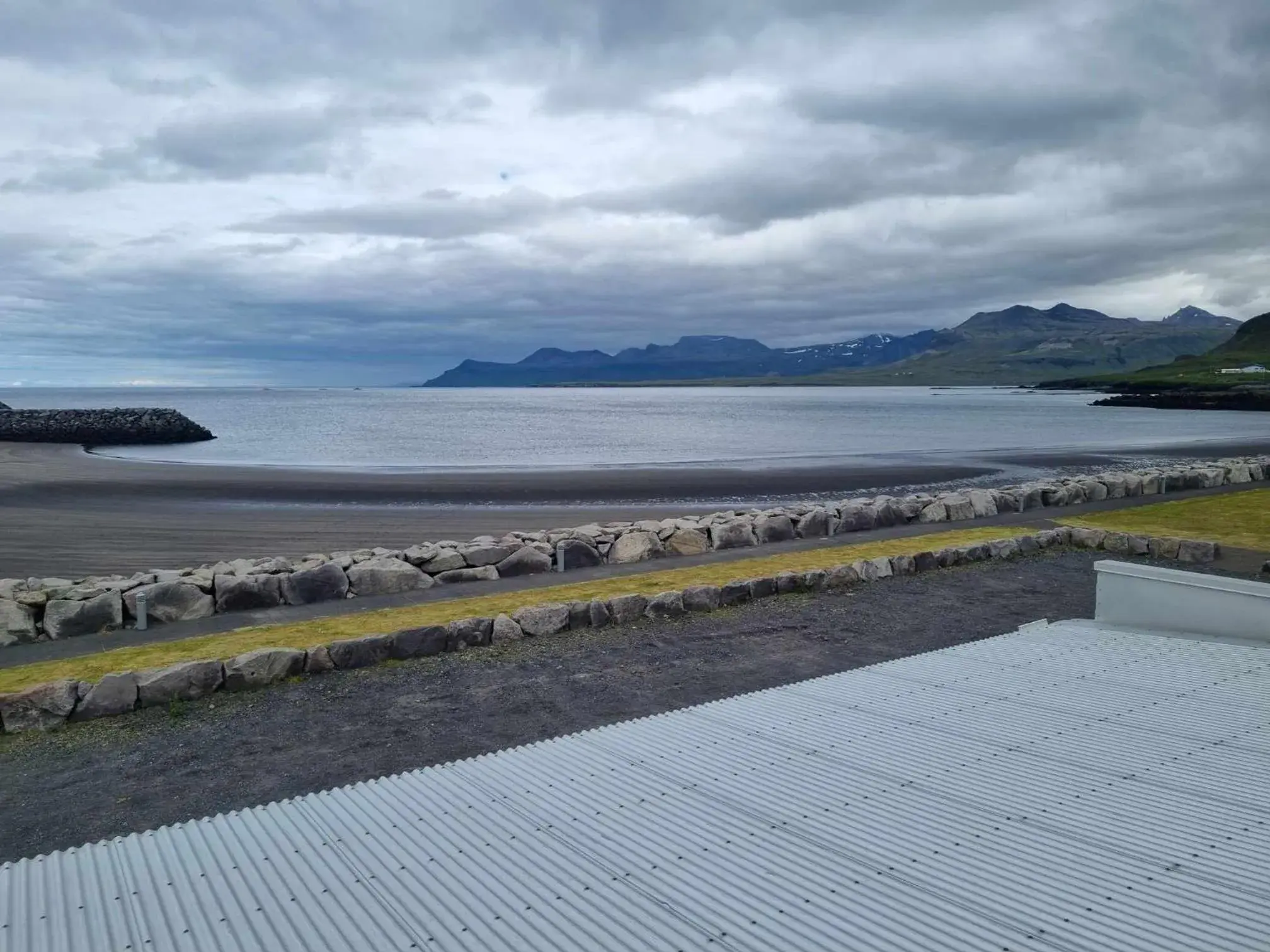 Twin Room with Sea View in Við Hafið Guesthouse Twin Room with Sea View in Við Hafið Guesthouse