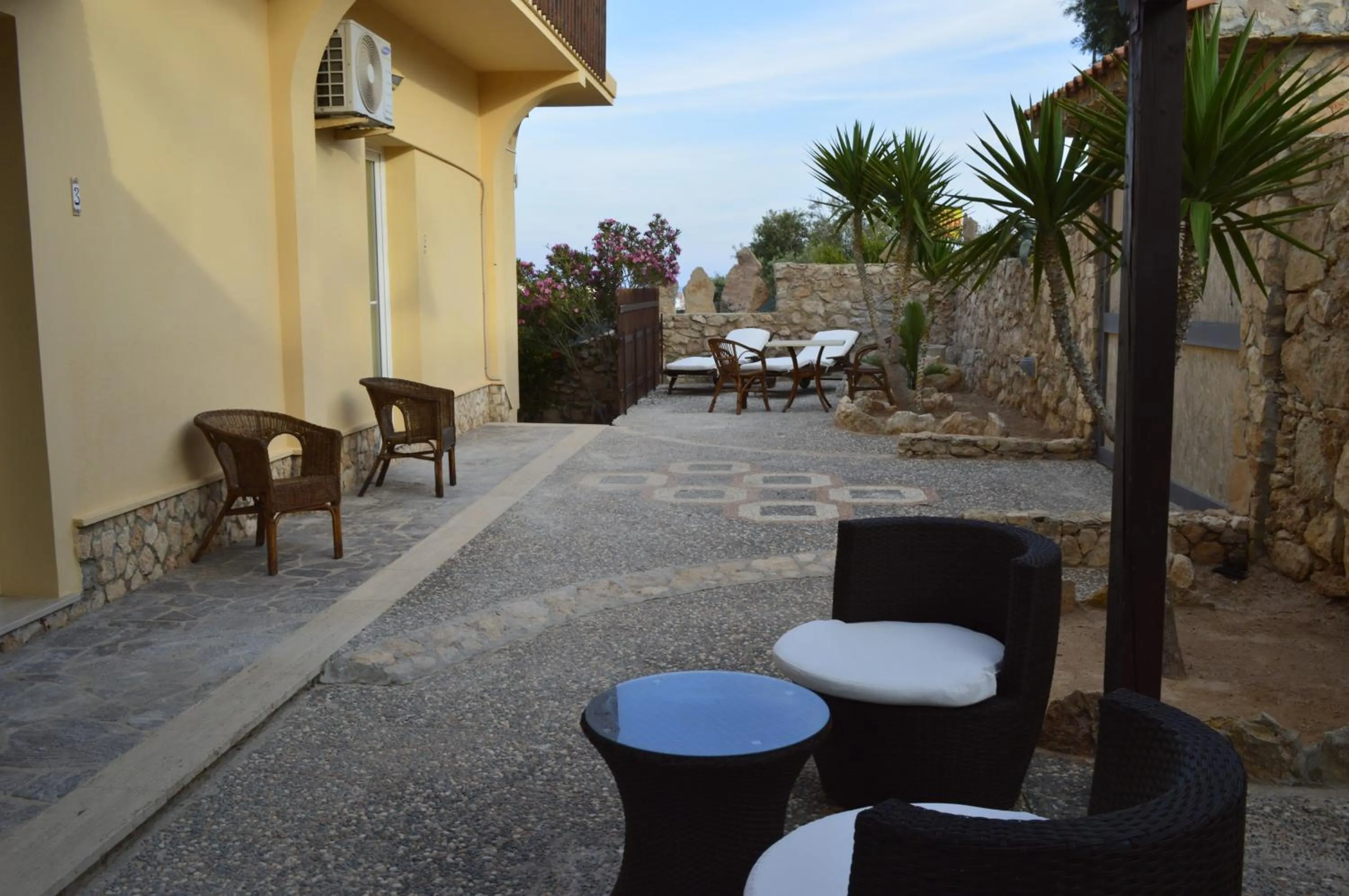 Patio in Le Anfore Hotel - Lampedusa