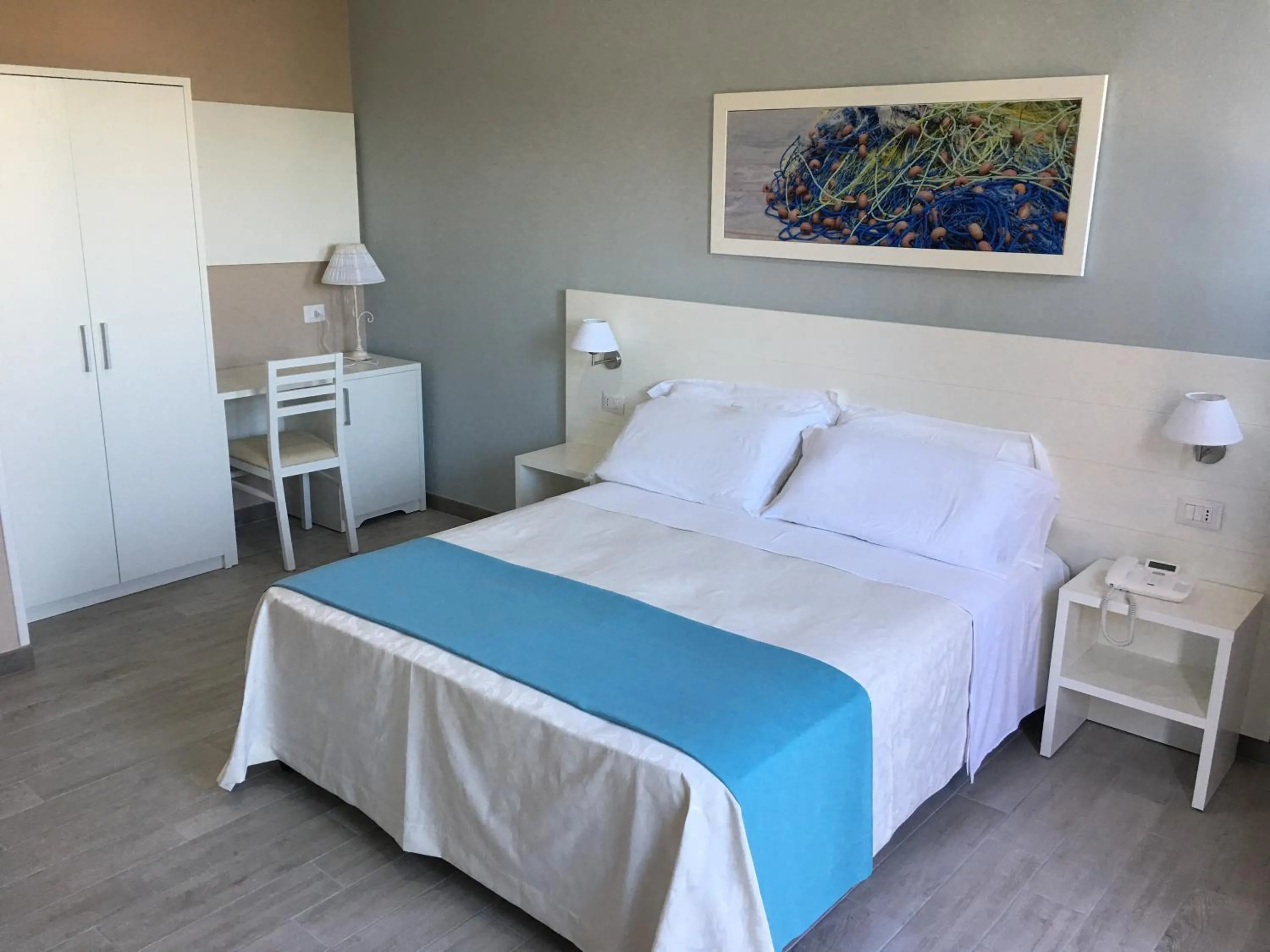 Bedroom, Bed in Le Anfore Hotel - Lampedusa