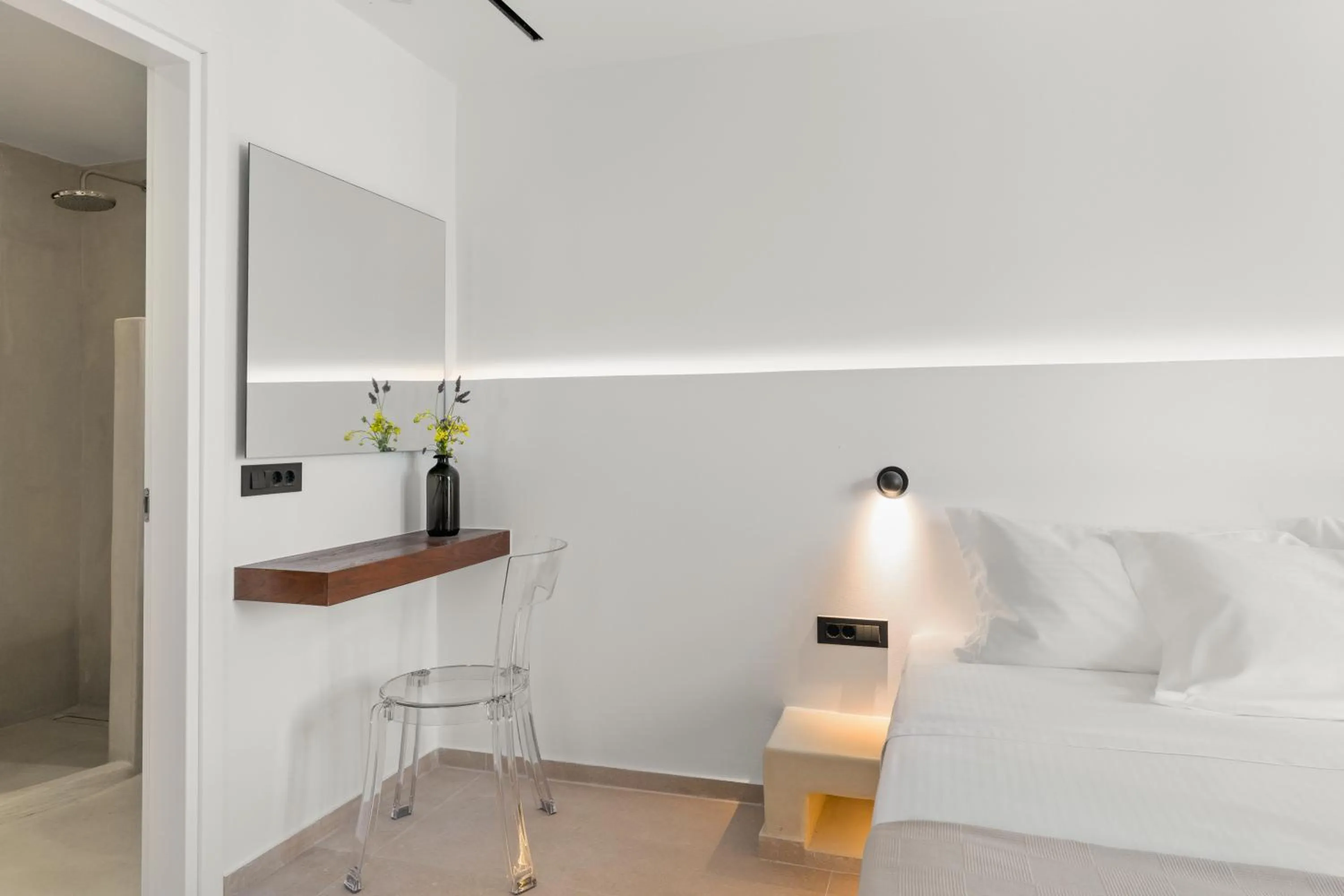 Bed in Dream of Paros