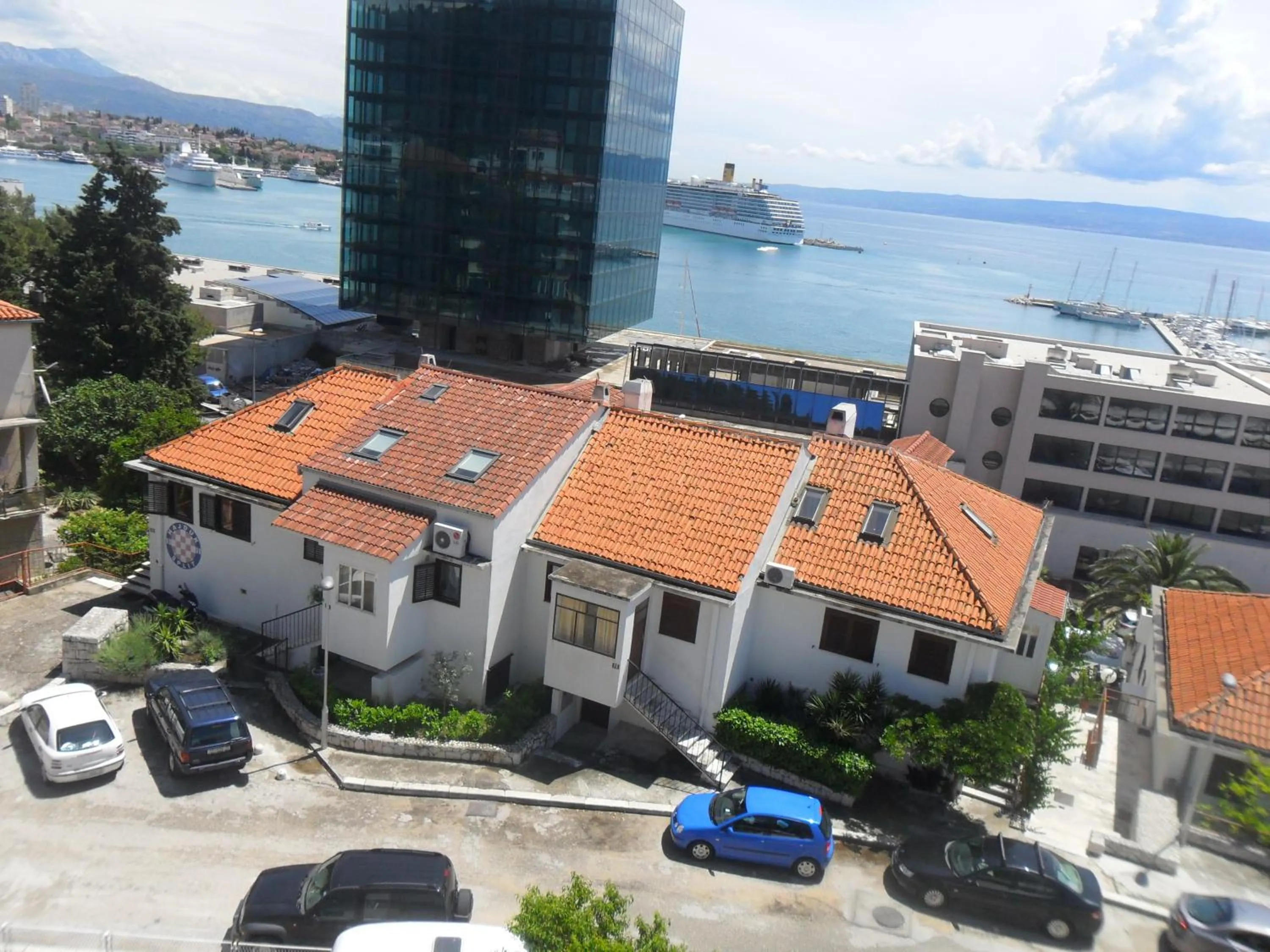 Street view in Apartments Kike&Ana