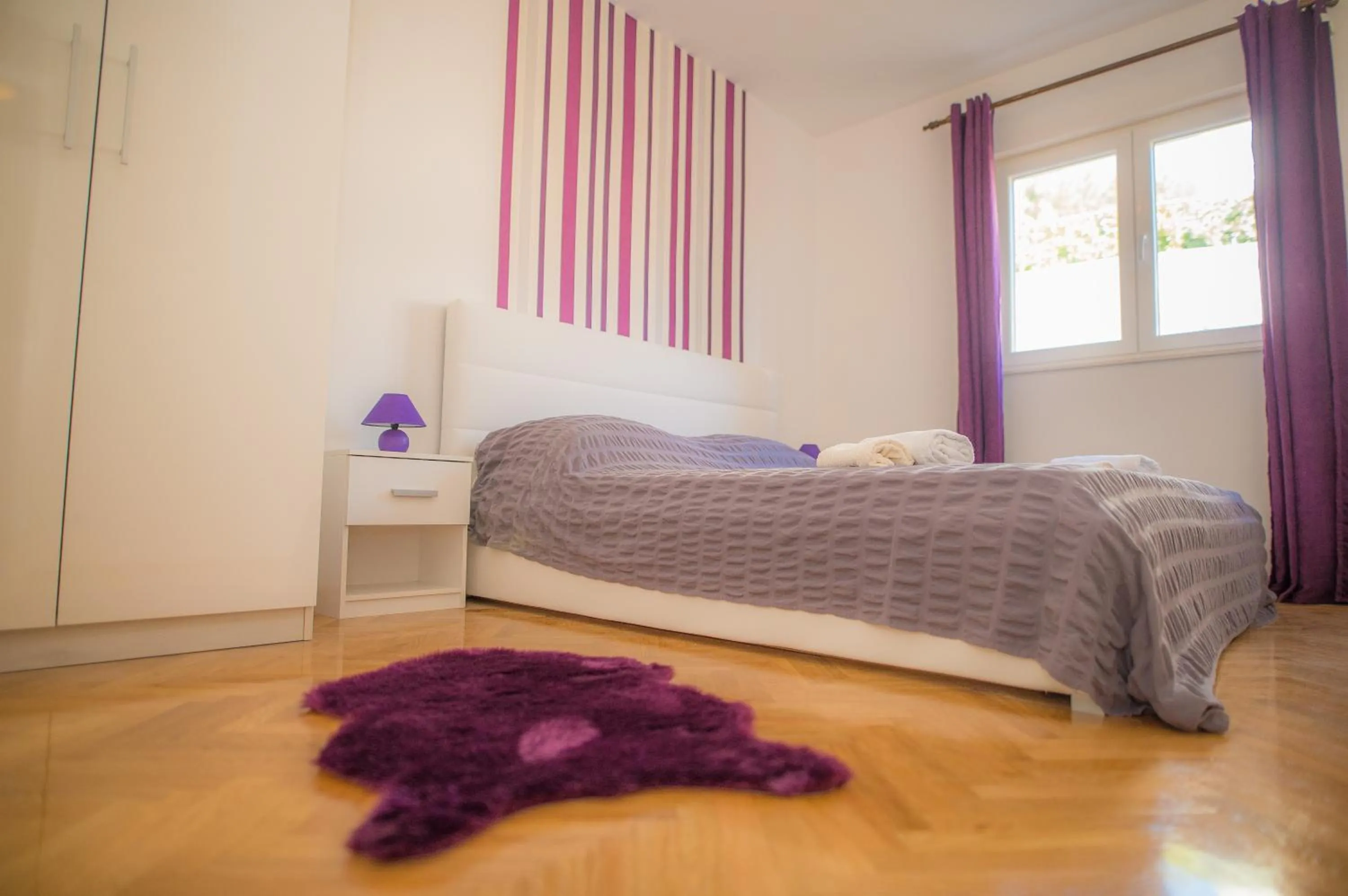 Bed in Apartments Kike&Ana