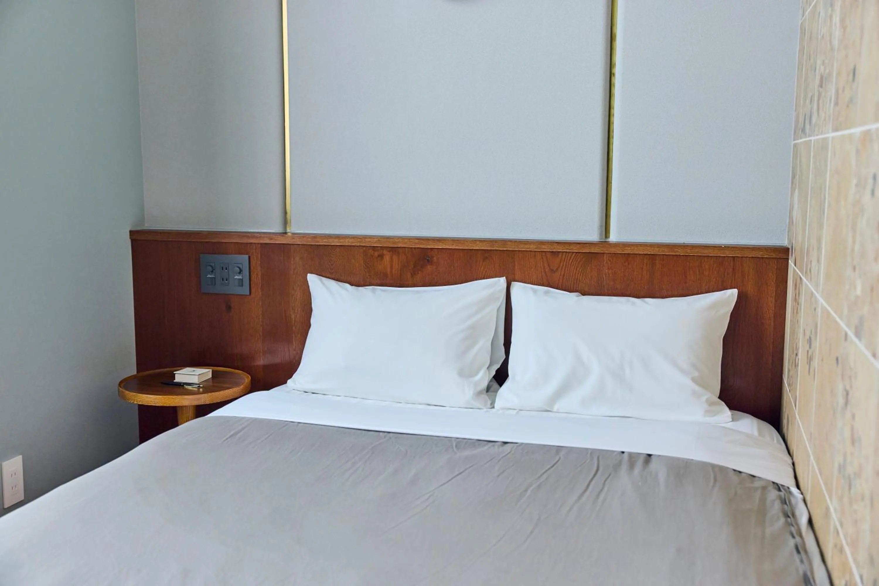 Bed in Hotel Vintage Tokyo Meguro Fudomae