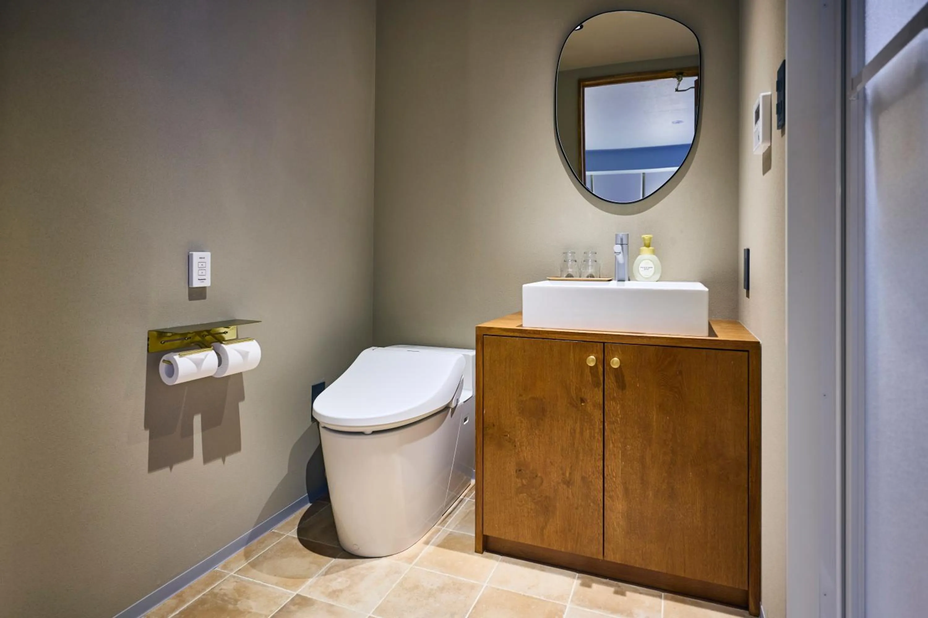 Toilet in Hotel Vintage Tokyo Meguro Fudomae