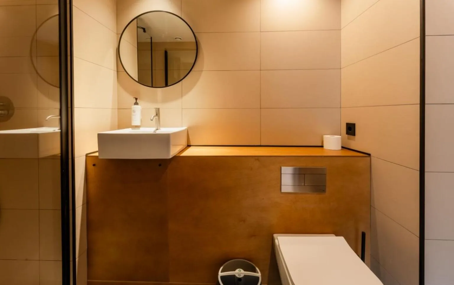 Bathroom in easyHotel Valencia Ciutat Vella