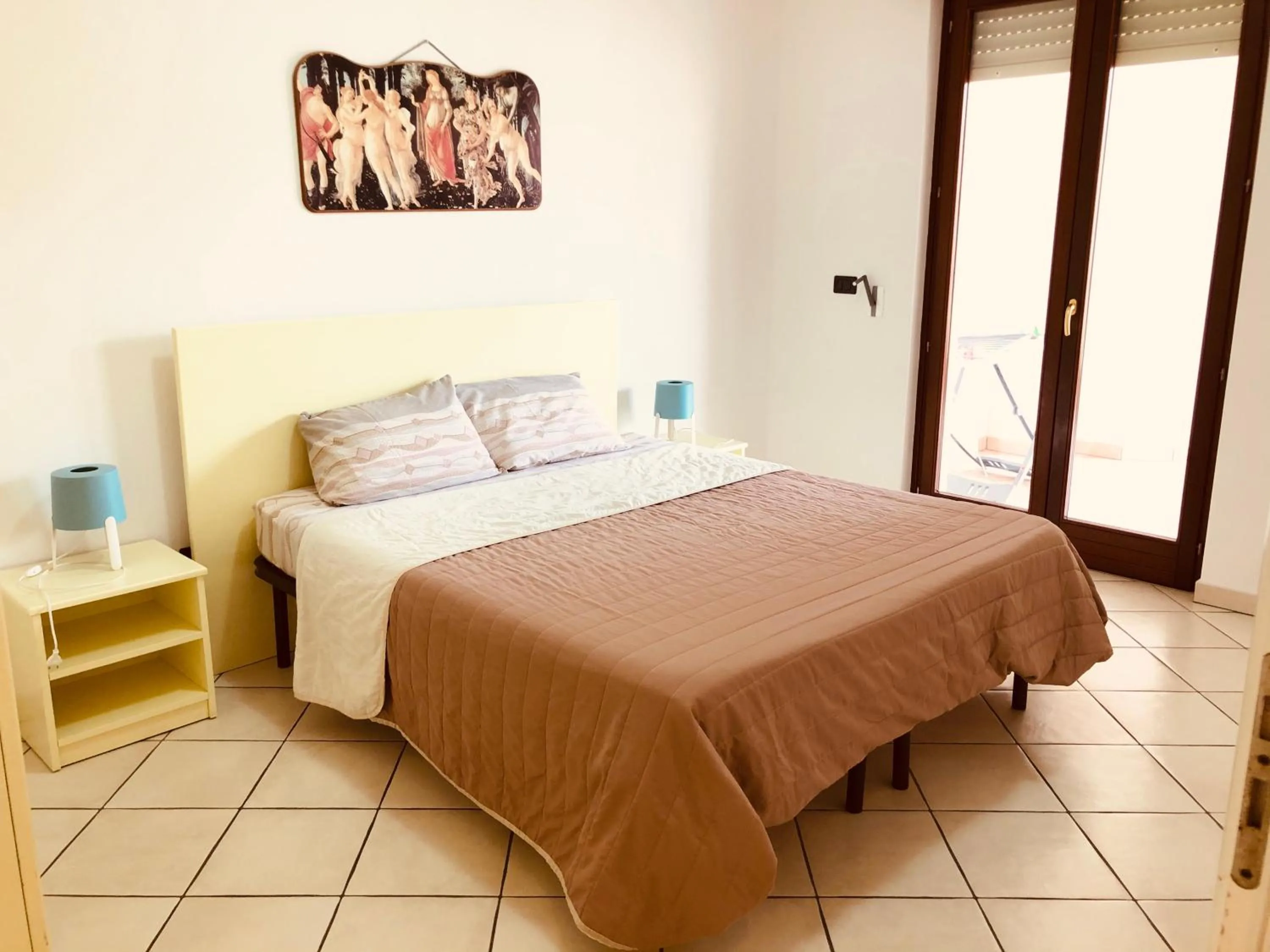 Bed in Rosa Virginia Apartment