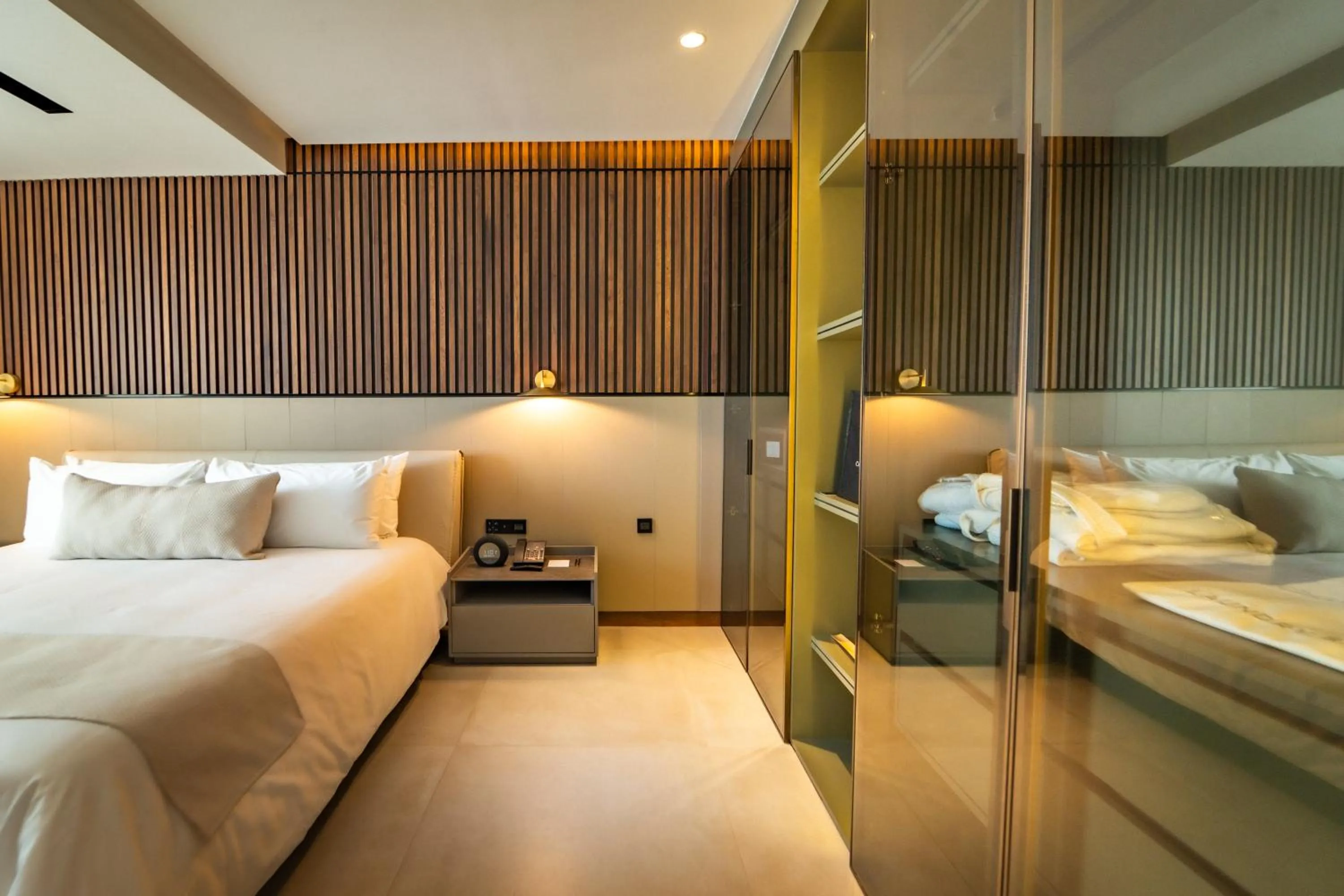 Photo of the whole room, Bed in Nohian Collection Hotels