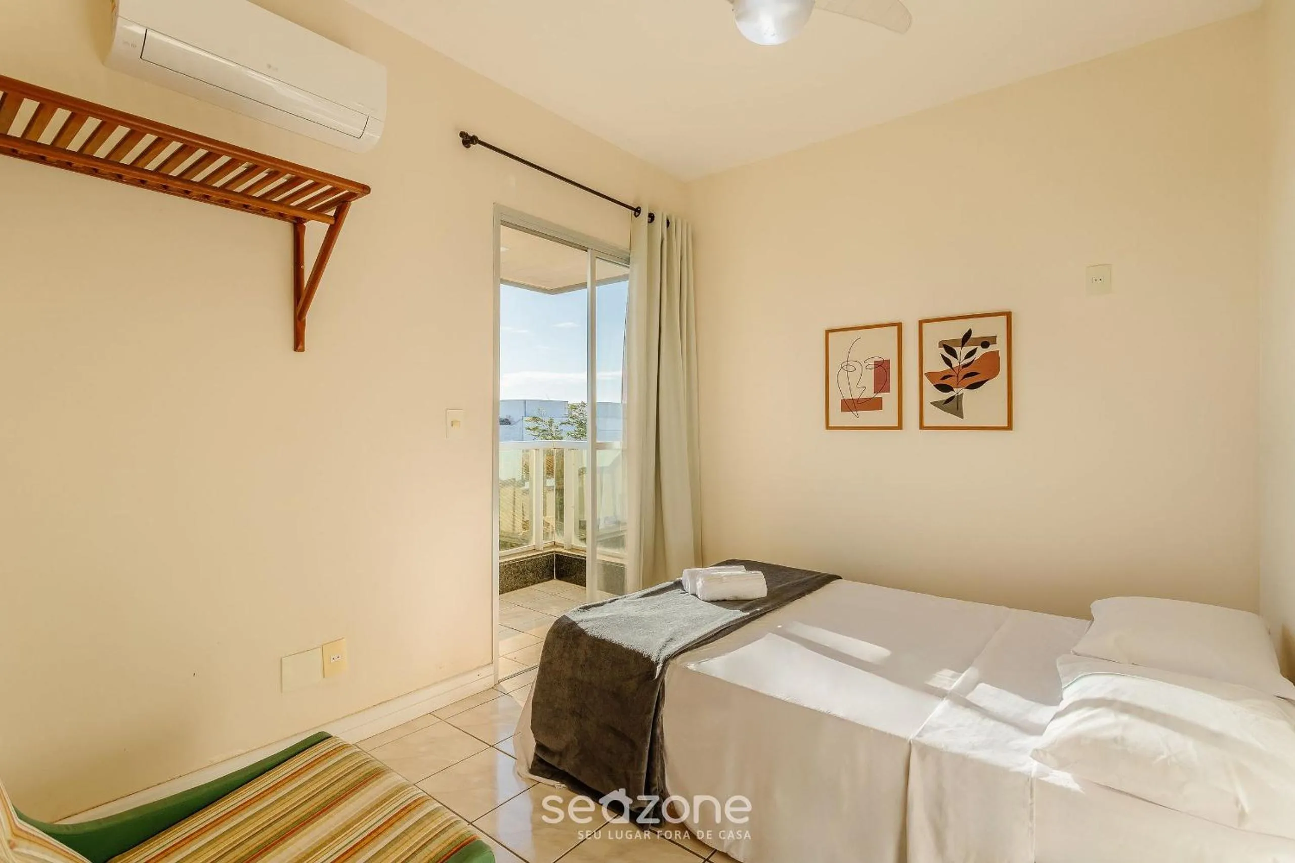 Bedroom, Bed in Apartamentos a 160m da Praia em Guarapari - PVEs