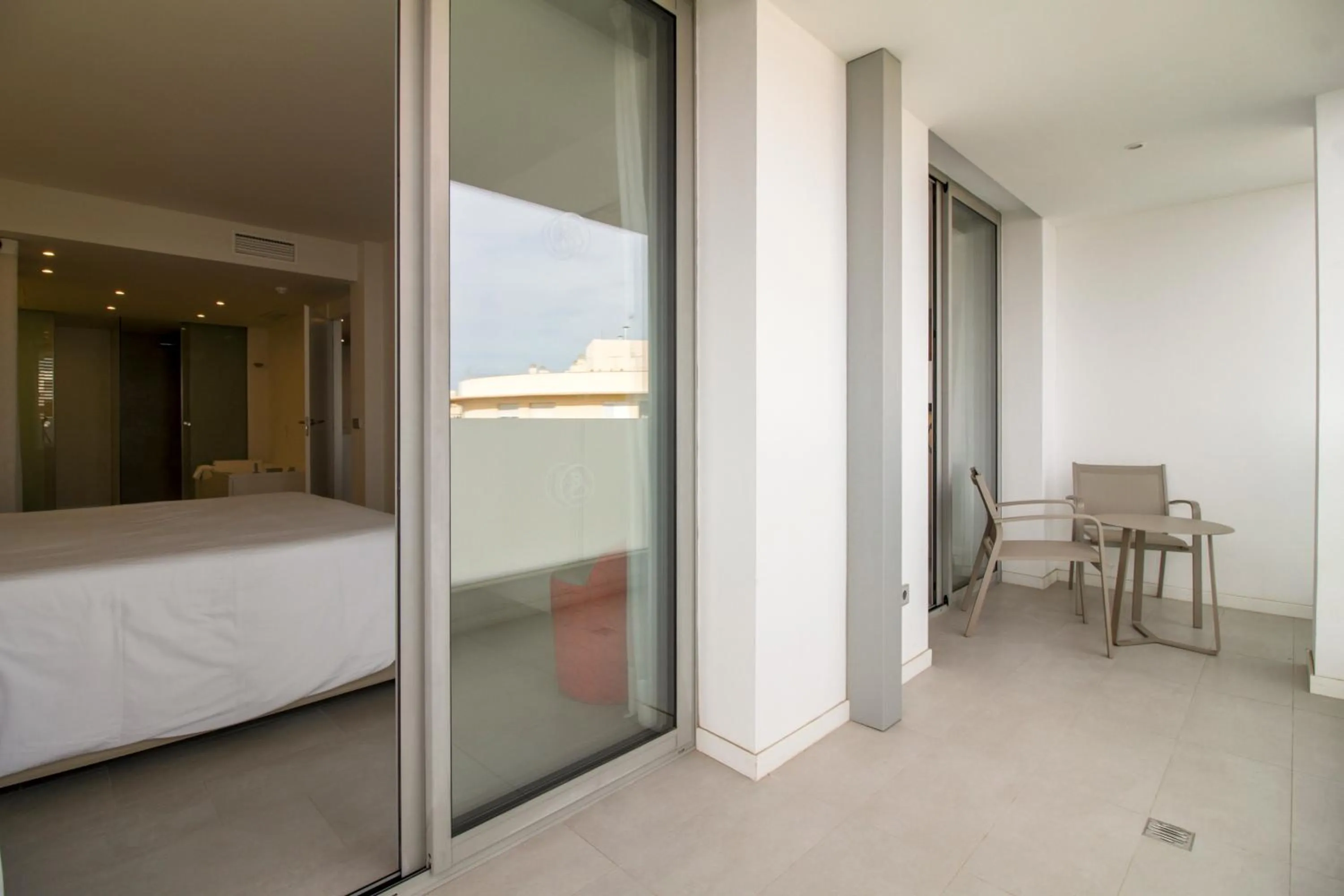 Balcony/Terrace, Bed in Apartaments B-Llobet Sun & Confort