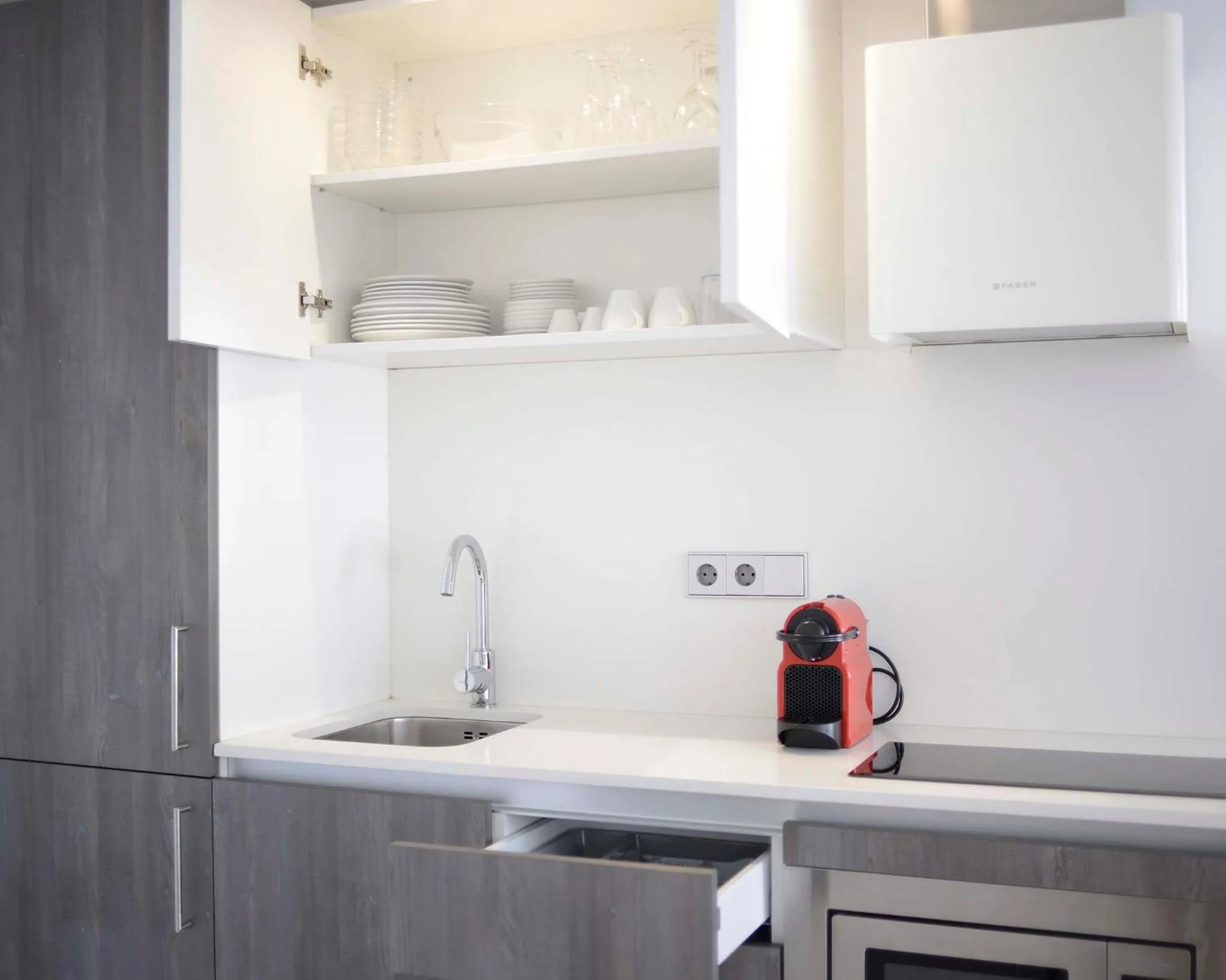 Kitchen or kitchenette in Apartaments B-Llobet Sun & Confort