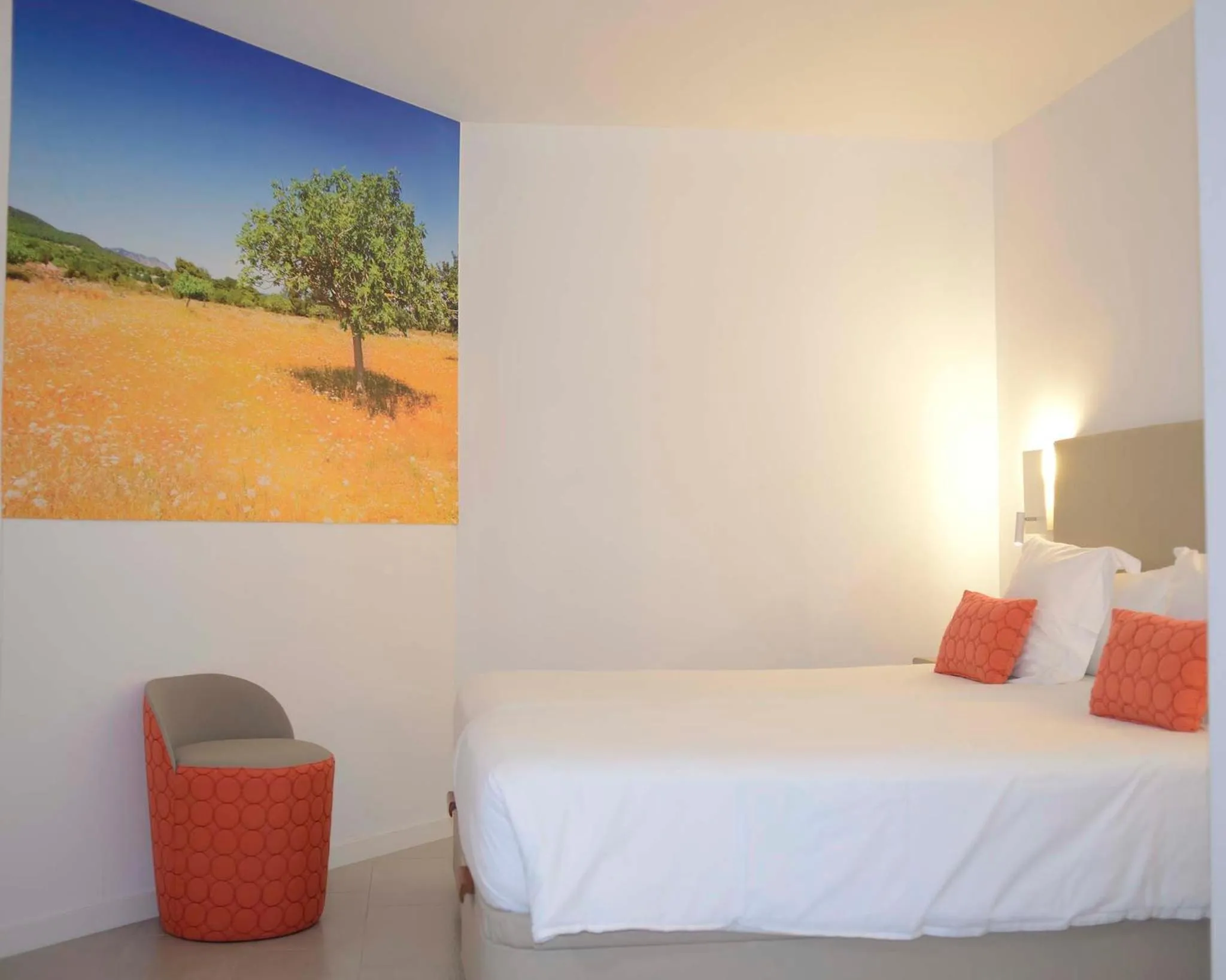 Bedroom, Bed in Apartaments B-Llobet Sun & Confort