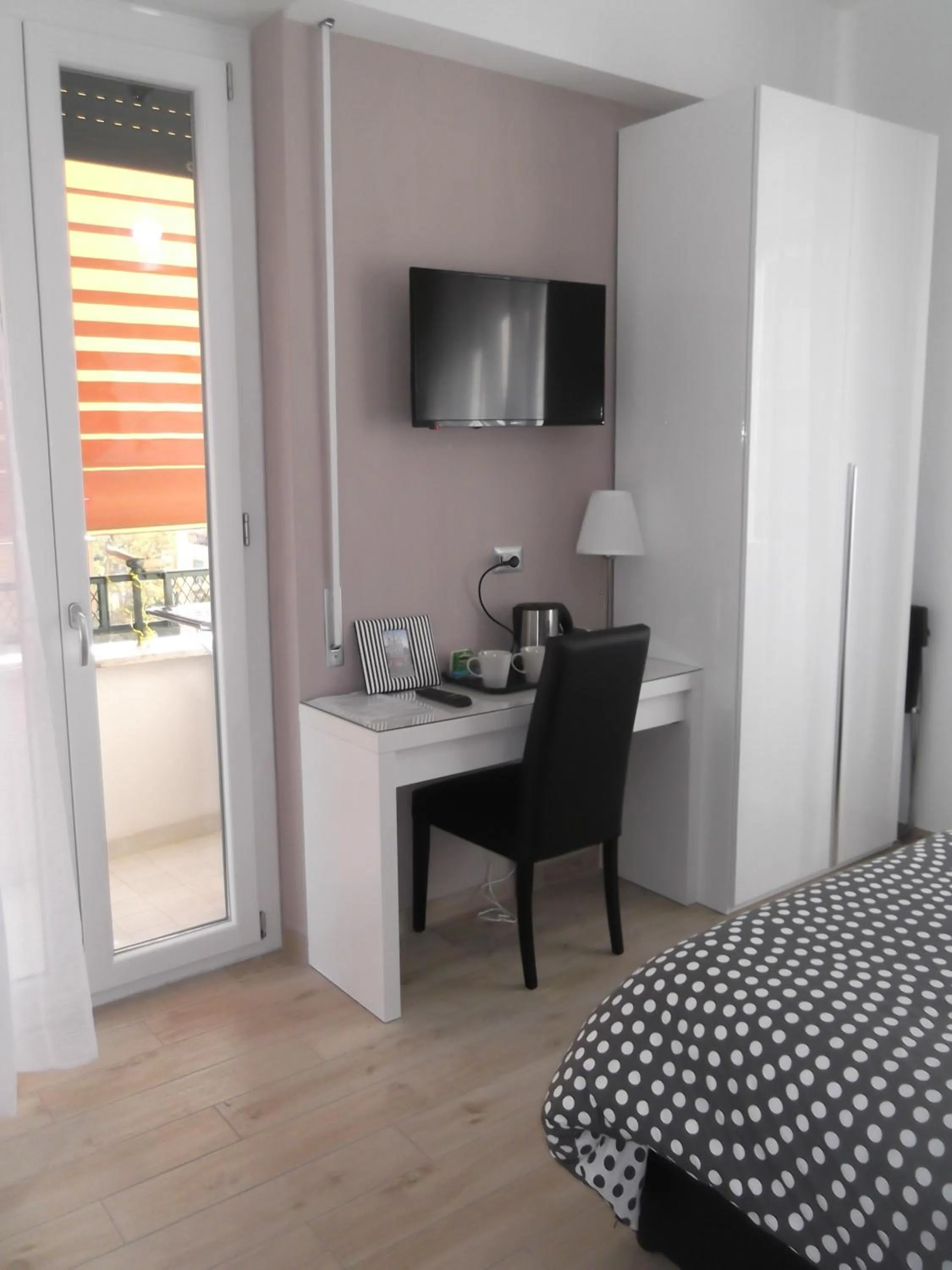 Balcony/Terrace, Bed in Gloria Vatican Bijou