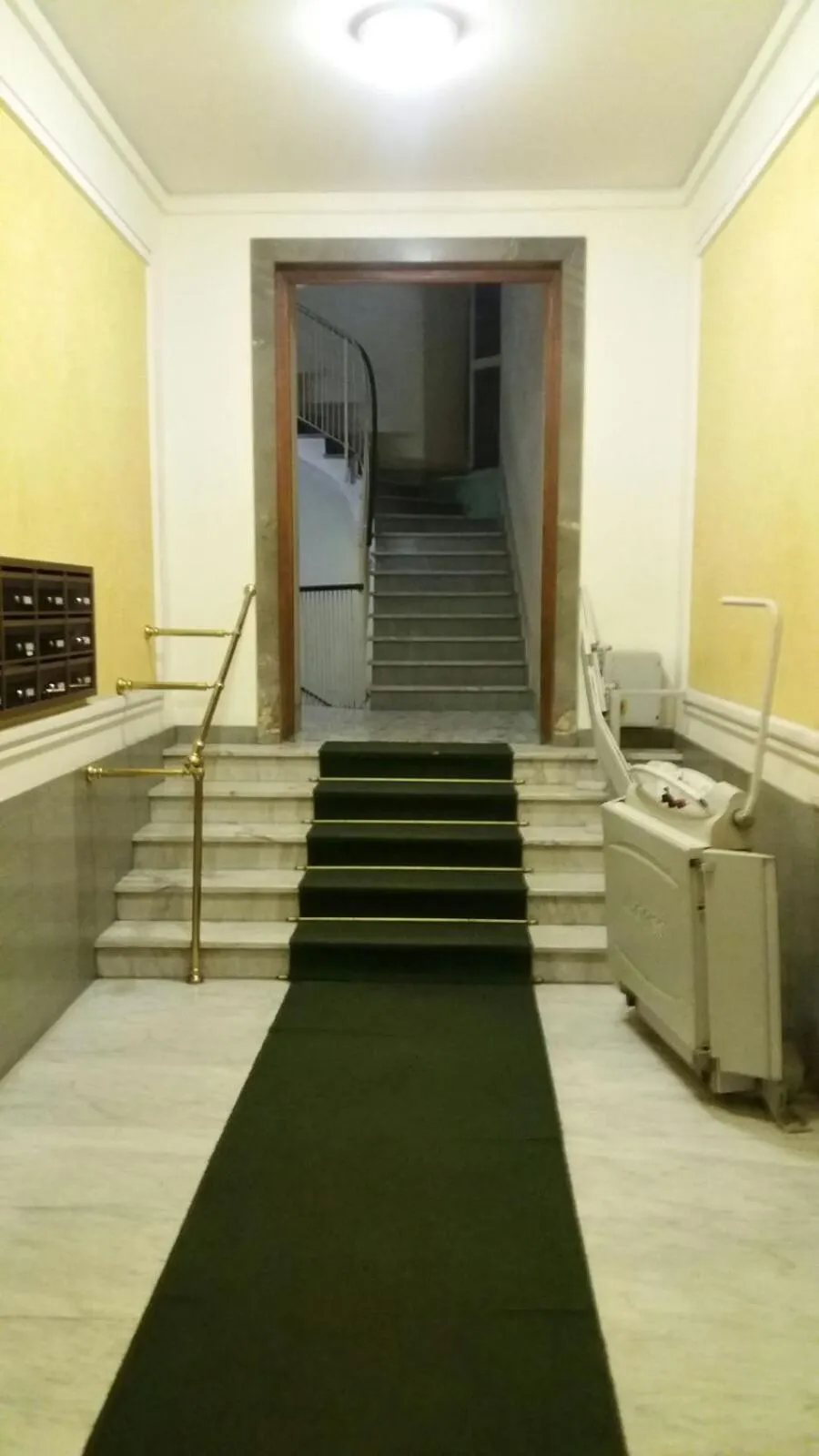 Property building in Gloria Vatican Bijou