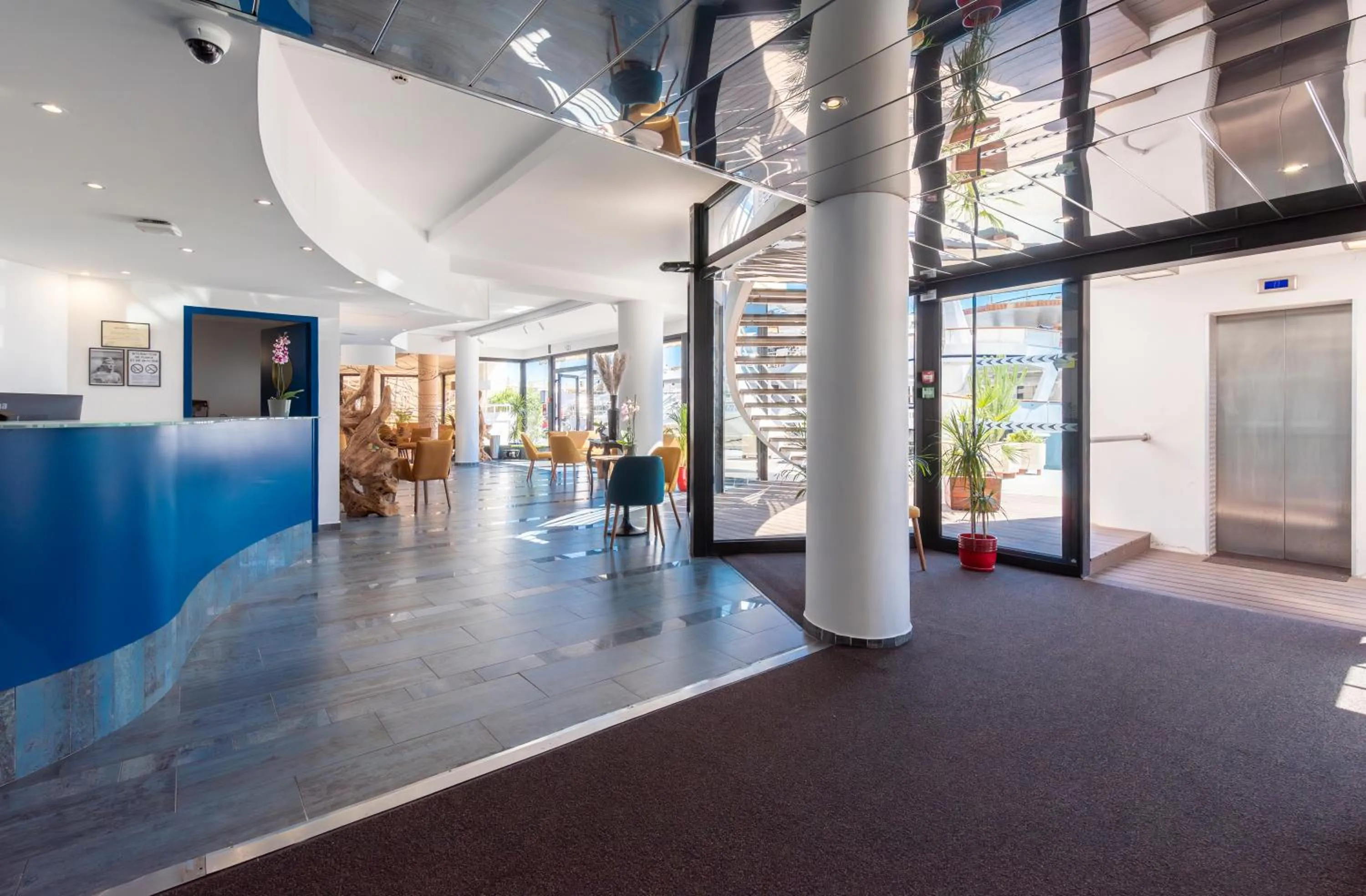 Lobby or reception in Résidence Cap Winston