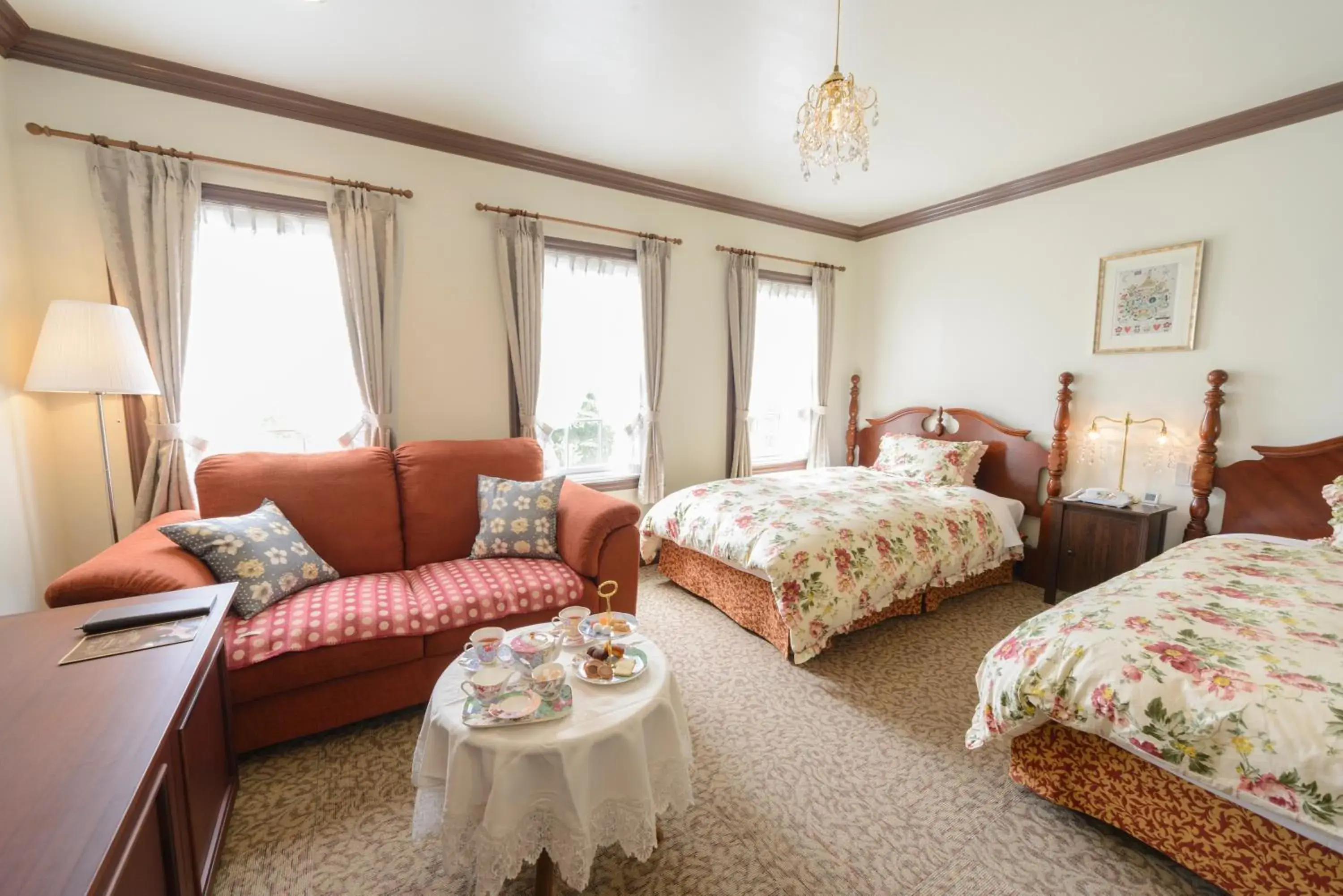 Photo of the whole room, Bed in Yufuin Hotel Mori-no-Terrace Photo of the whole room, Bed in Yufuin Hotel Mori-no-Terrace