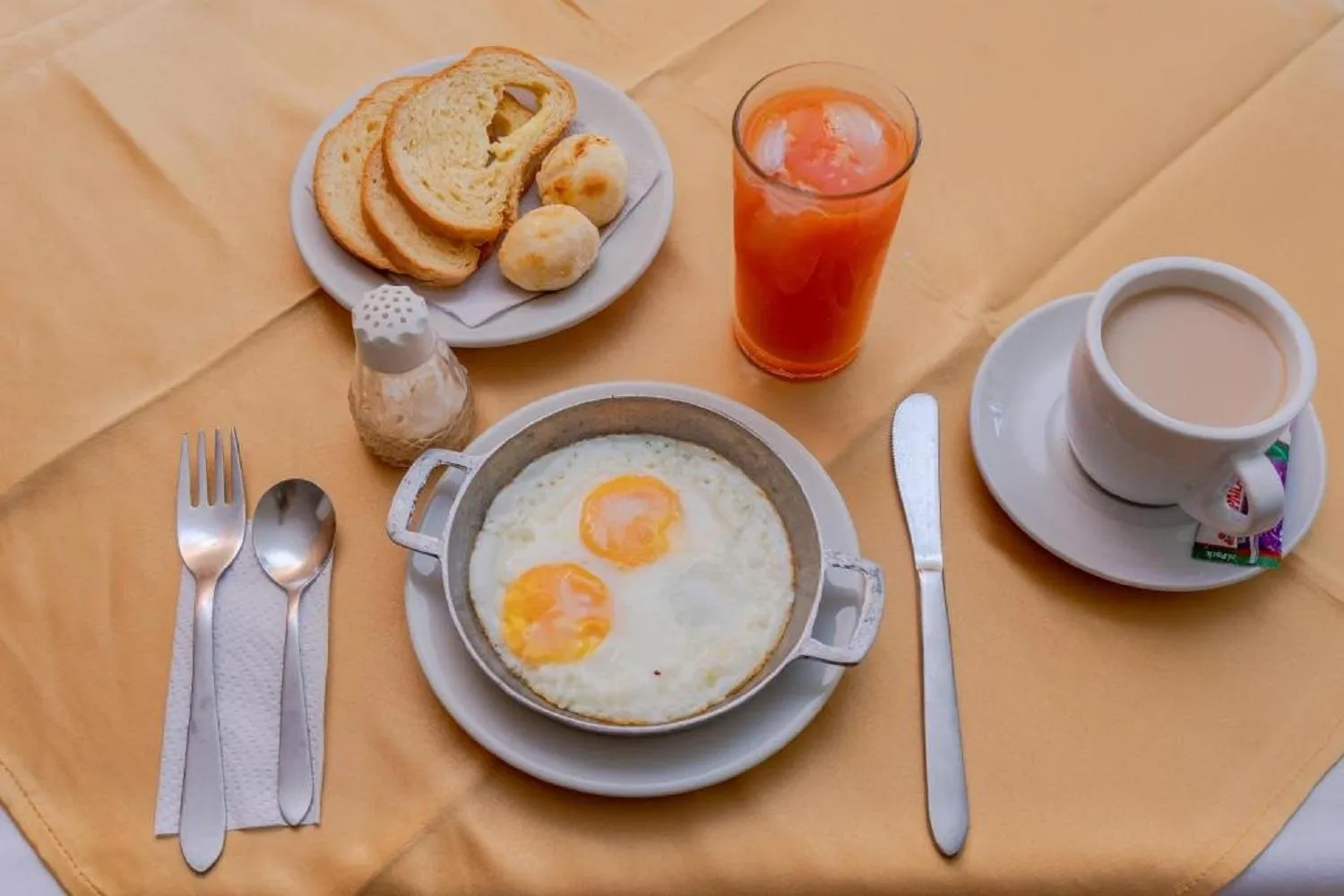 Breakfast in Ayenda 1315 Candiac