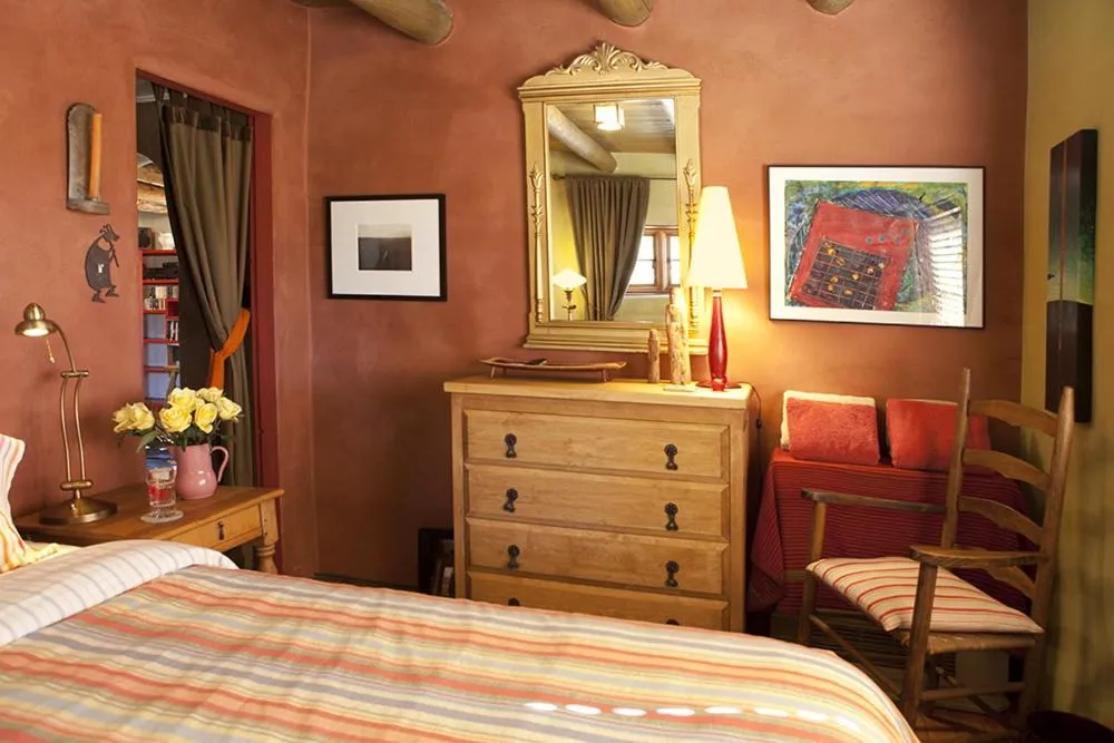 Bed in Casa Gallina - An Artisan Inn