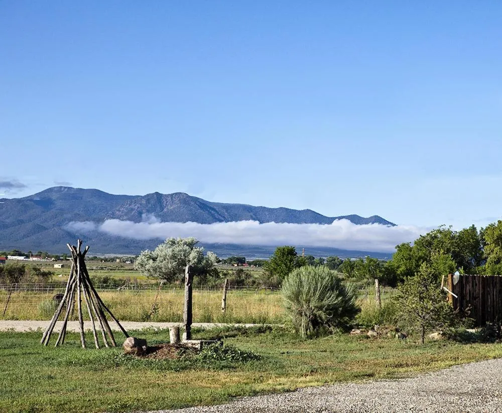 Mountain view in Casa Gallina - An Artisan Inn