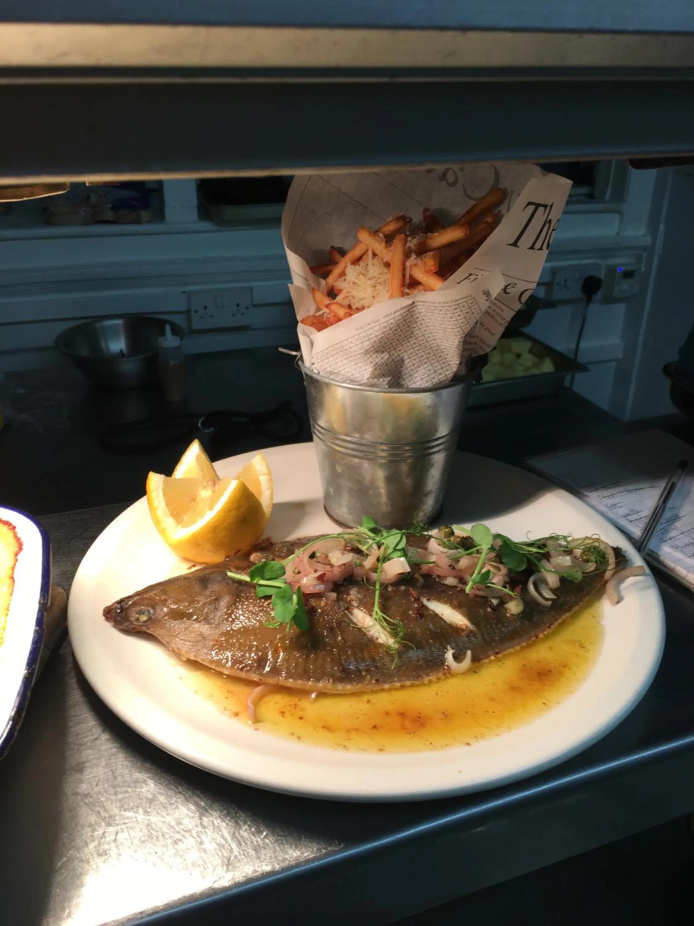 Restaurant/places to eat in The Ship Inn Fowey