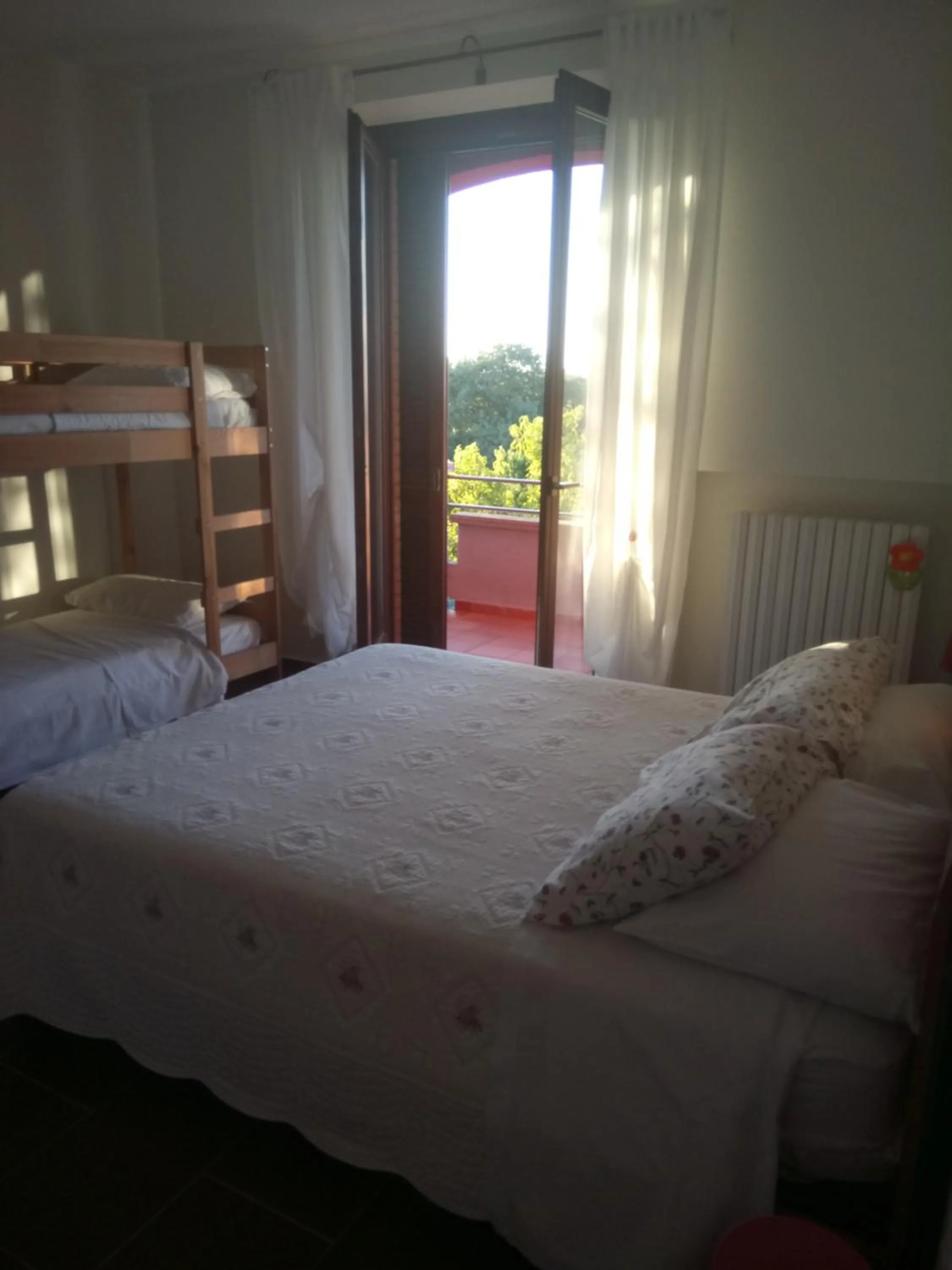 Photo of the whole room, Bed in Belle Marche