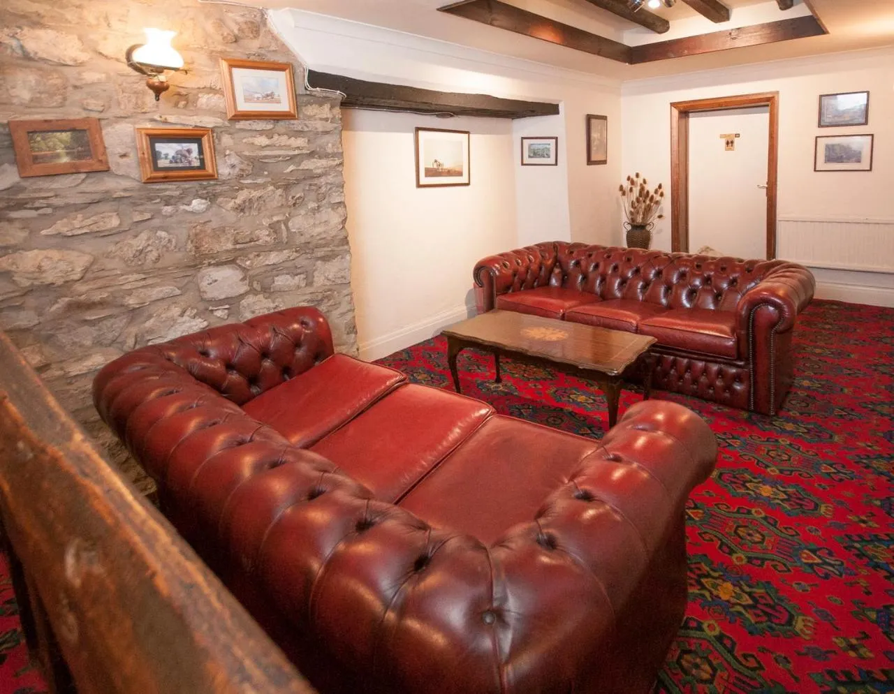 Lounge or bar in Trewern Arms