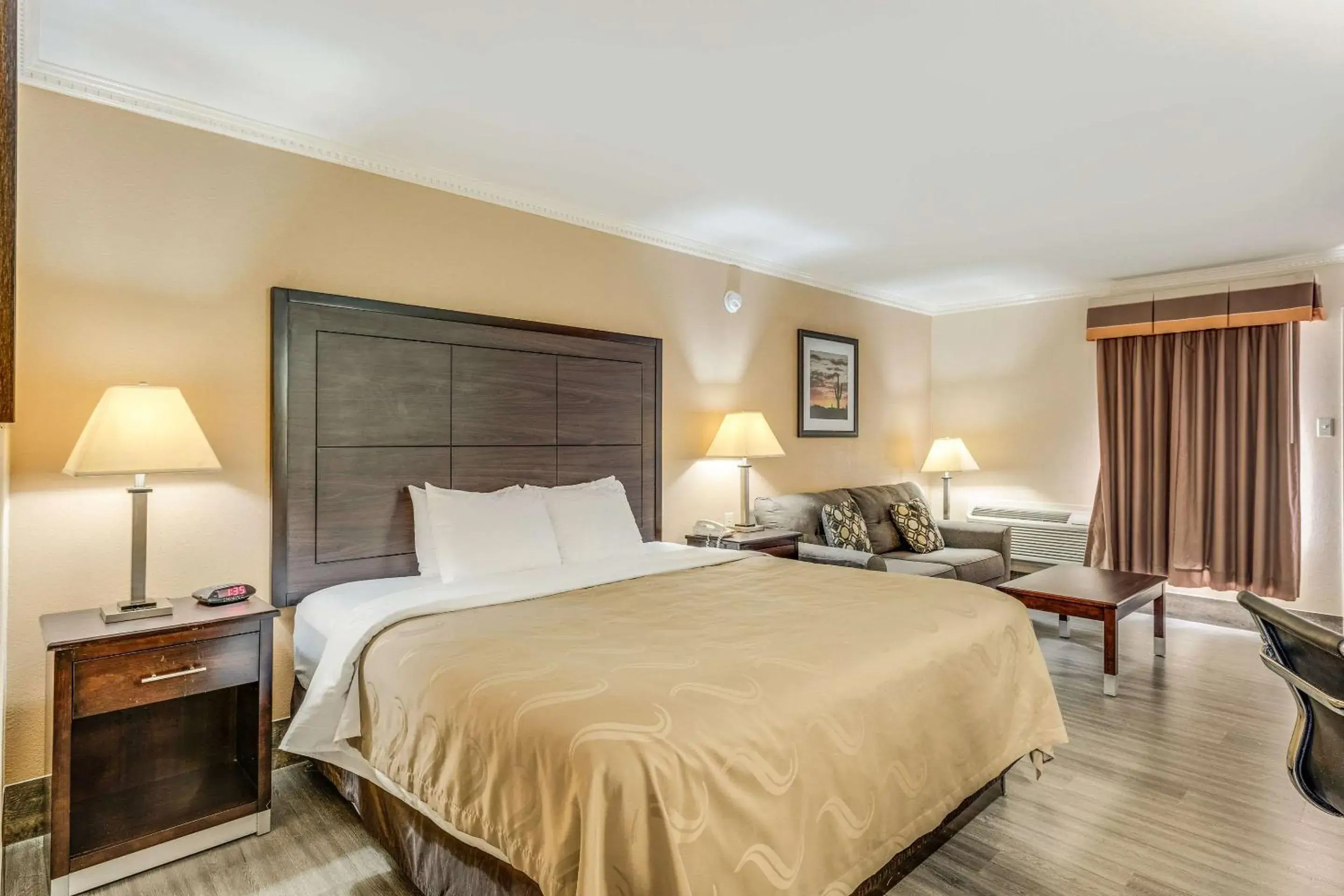 Bedroom, Bed in Quality Inn Ozona I-10 Bedroom, Bed in Quality Inn Ozona I-10