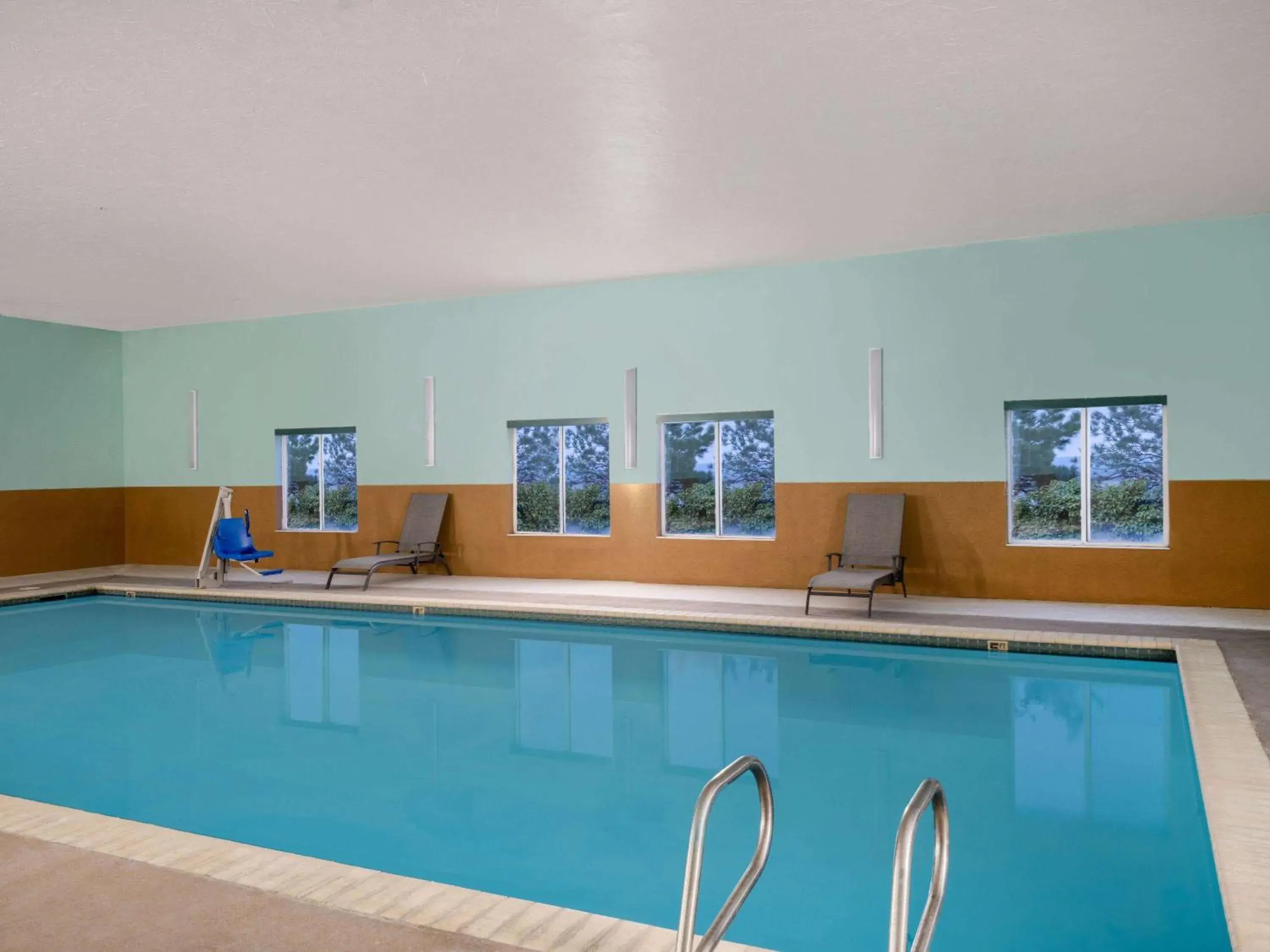 Pool view in Baymont by Wyndham Limon Pool view in Baymont by Wyndham Limon