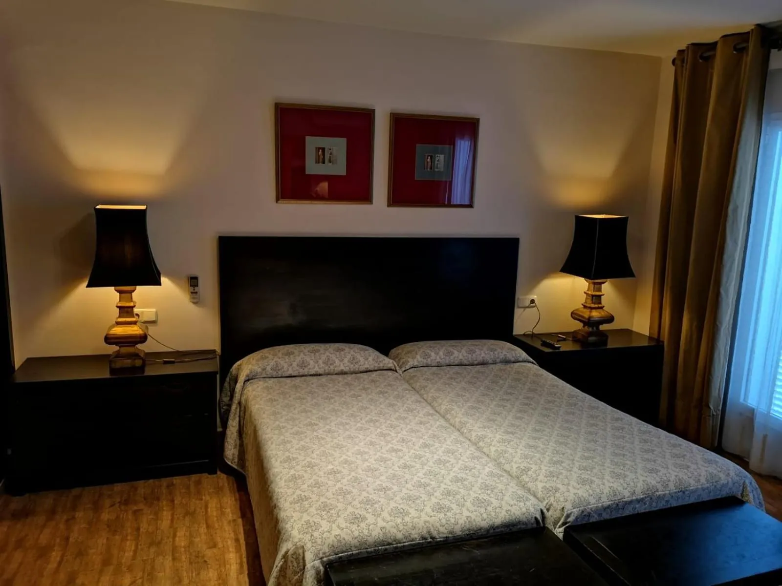 Bed in Hostal Tres Soles