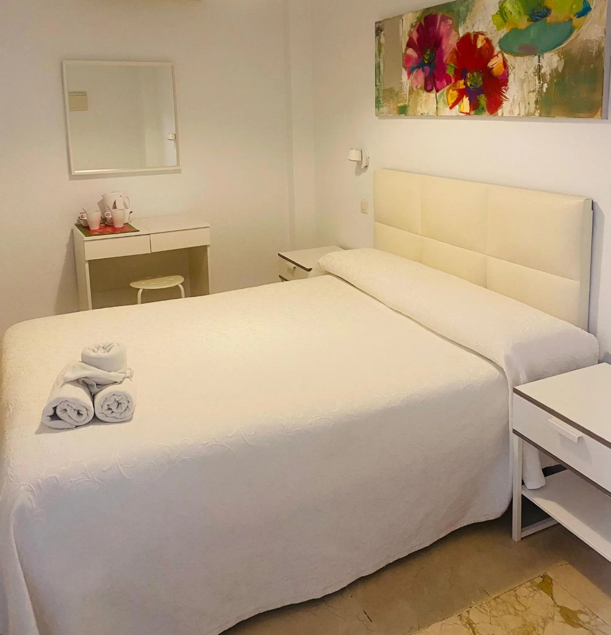 Bed in Hostal Tres Soles