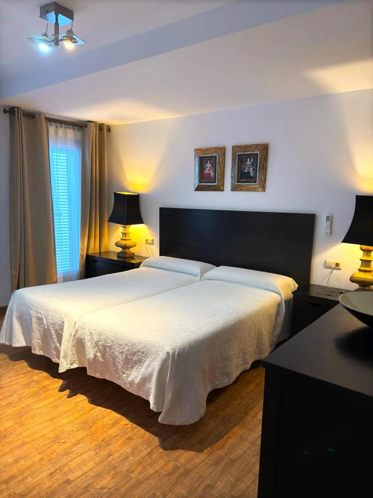 Bed in Hostal Tres Soles