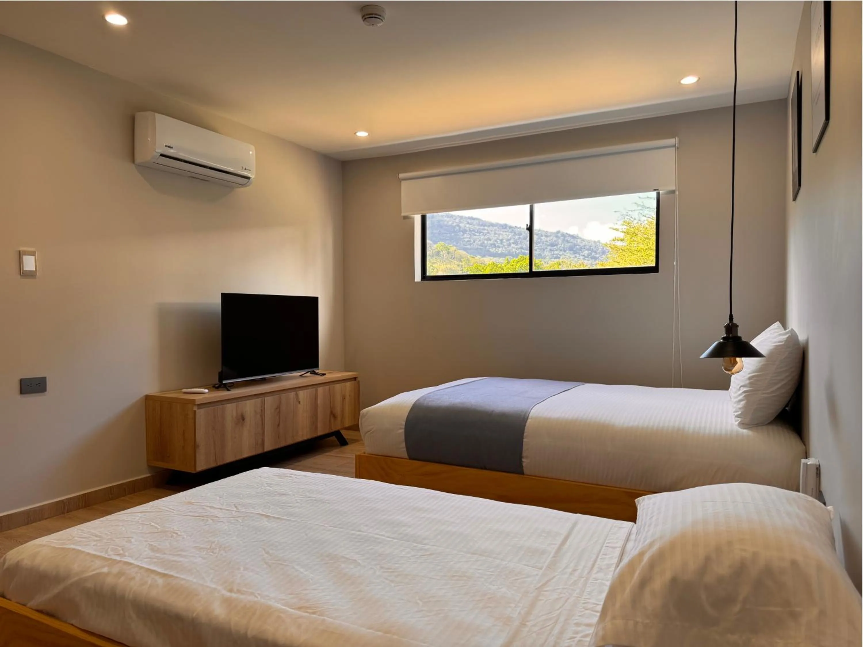 Photo of the whole room, Bed in Hotel San Gil House