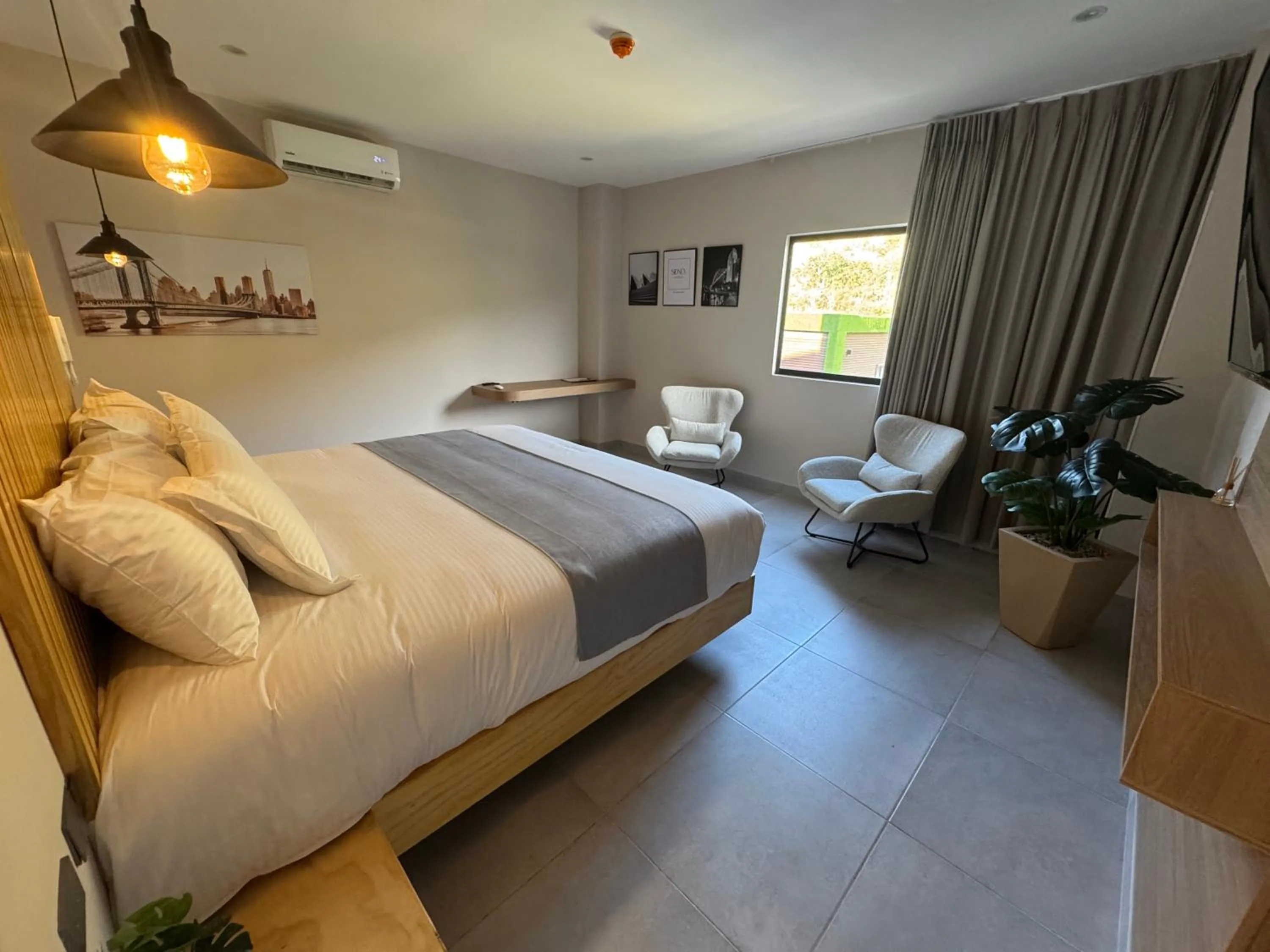 Photo of the whole room, Bed in Hotel San Gil House