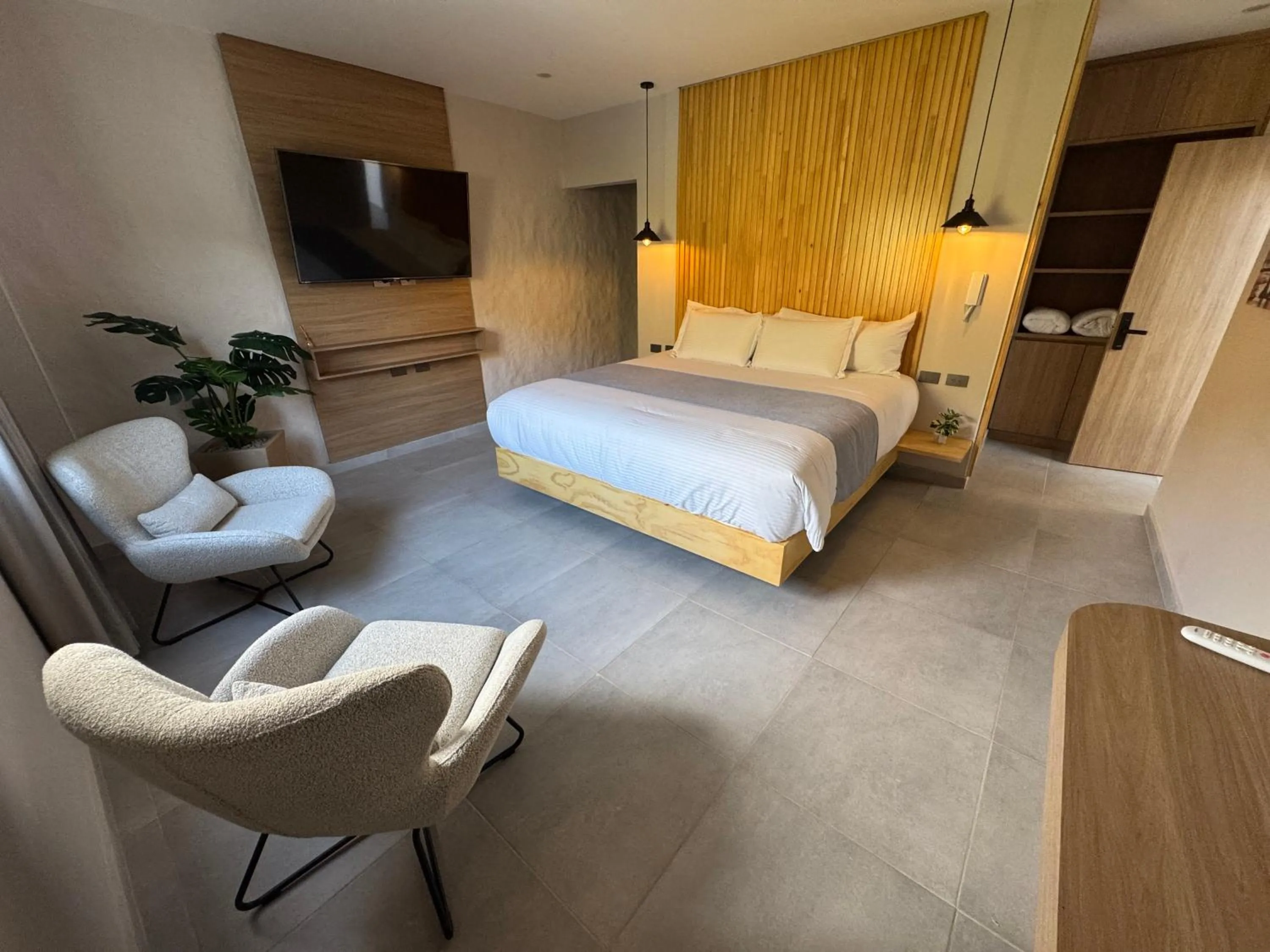 Photo of the whole room, Bed in Hotel San Gil House