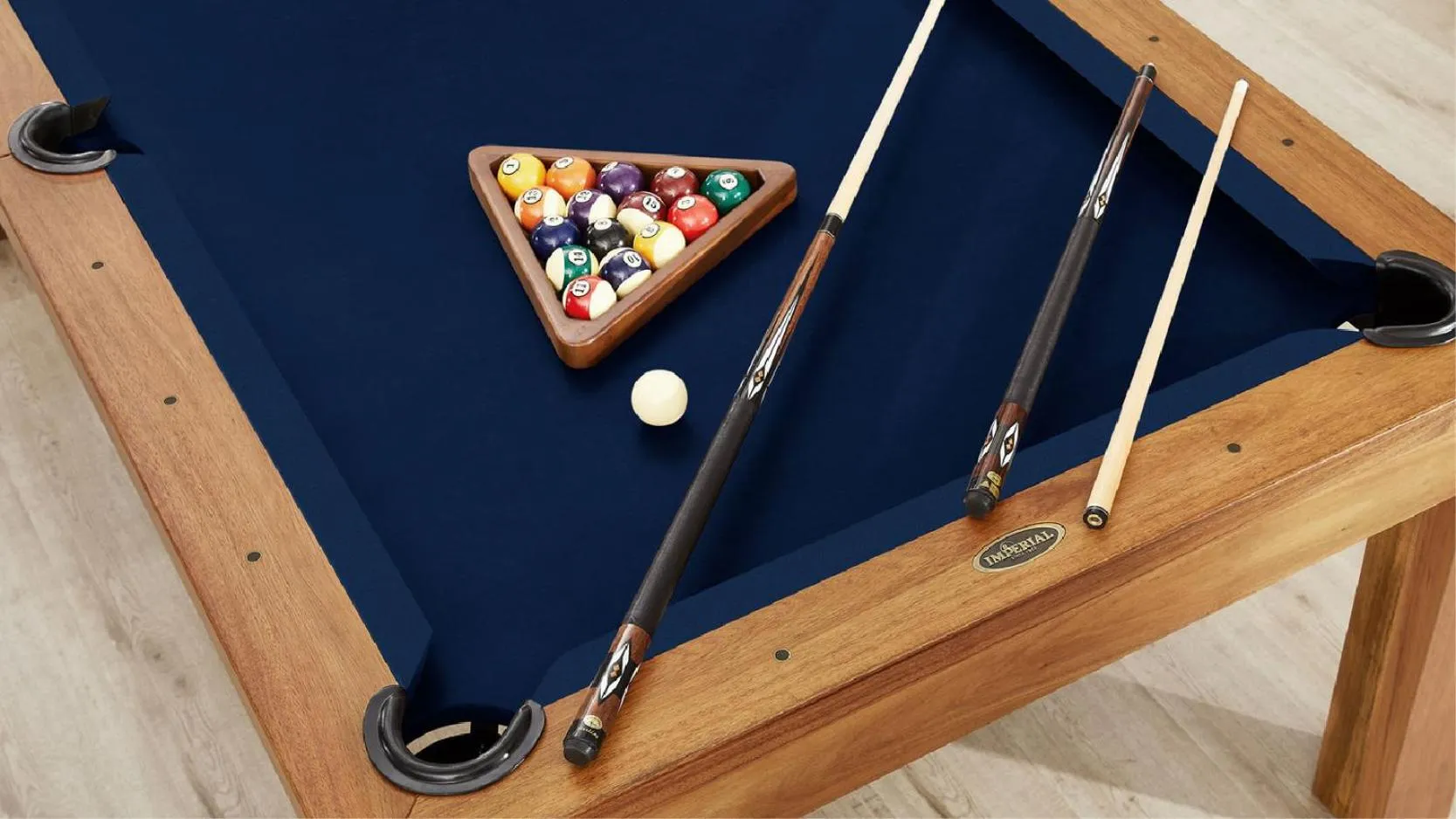 Billiard in Hotel San Gil House