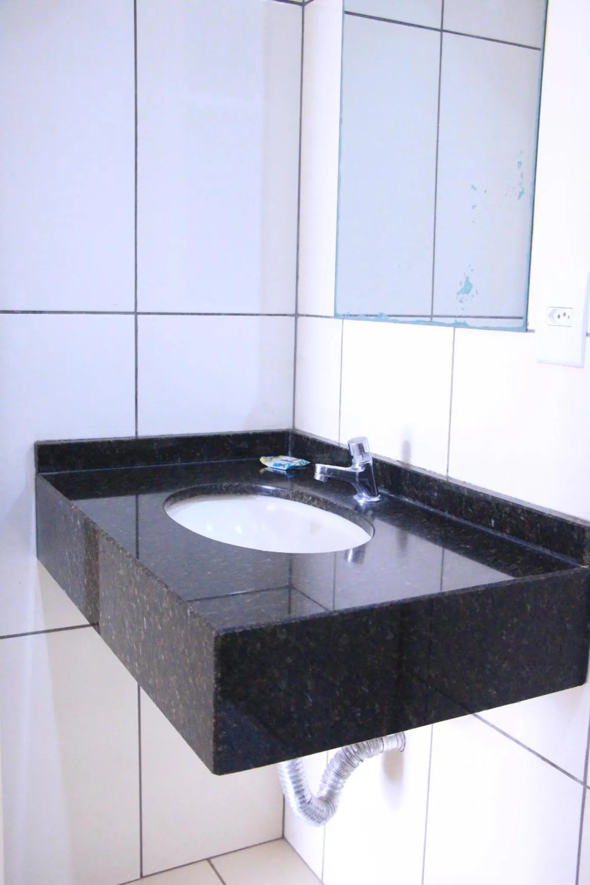 Bathroom in Hotel Vitória - Guaíra