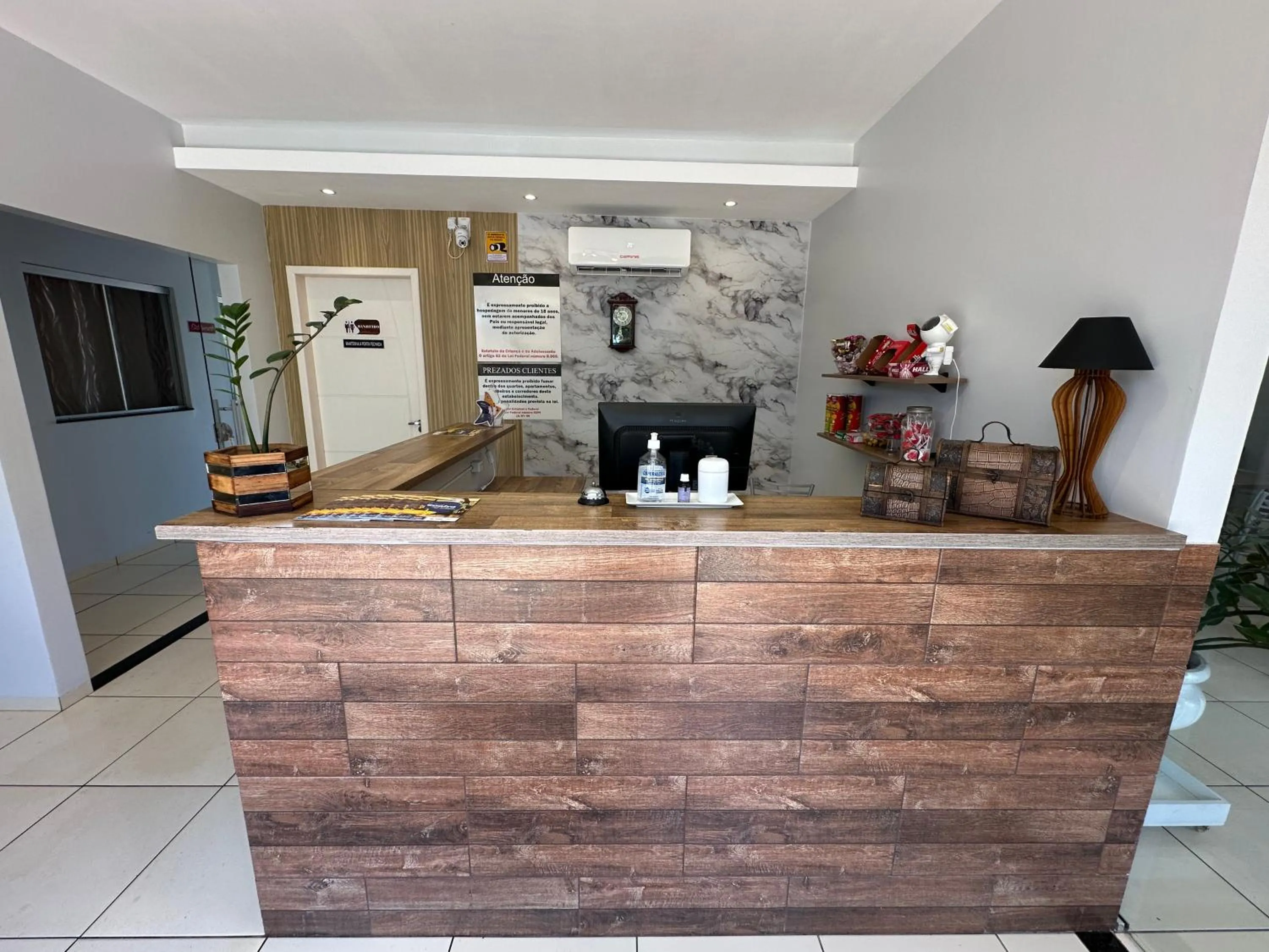 Lobby or reception in Hotel Vitória - Guaíra