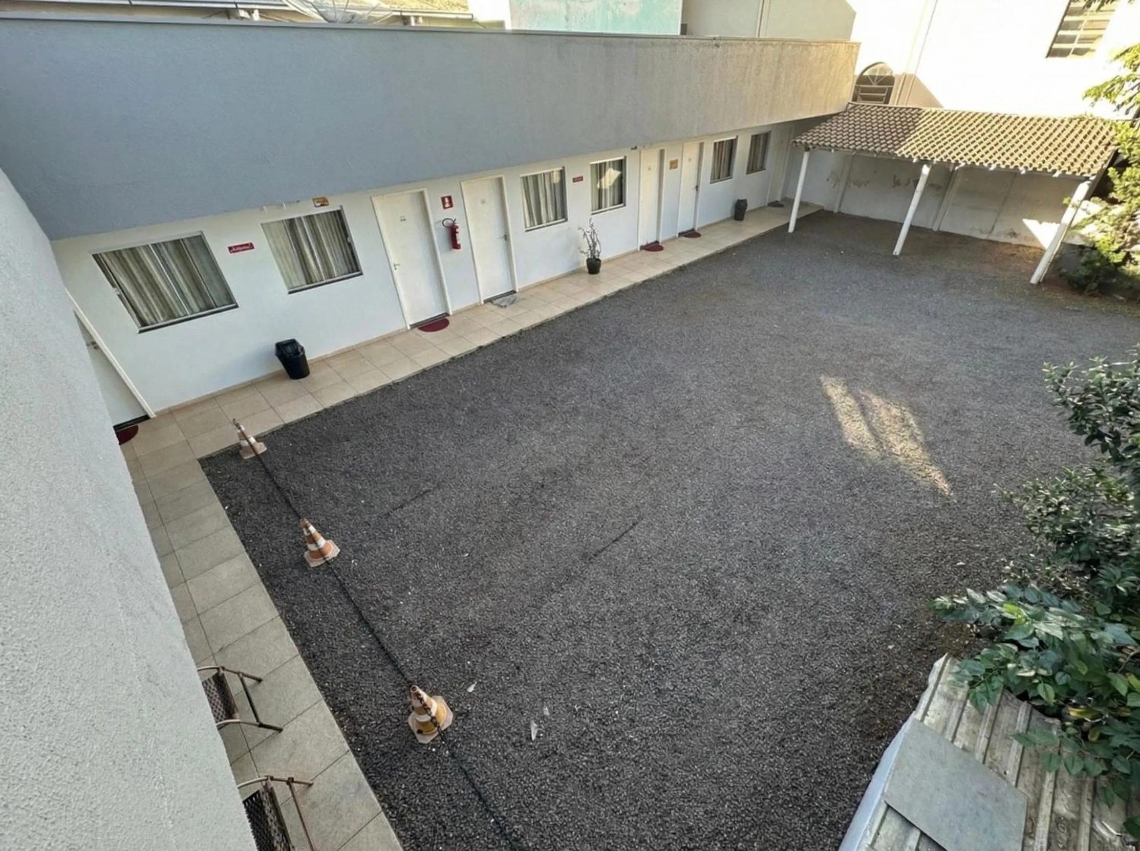 Property building in Hotel Vitória - Guaíra