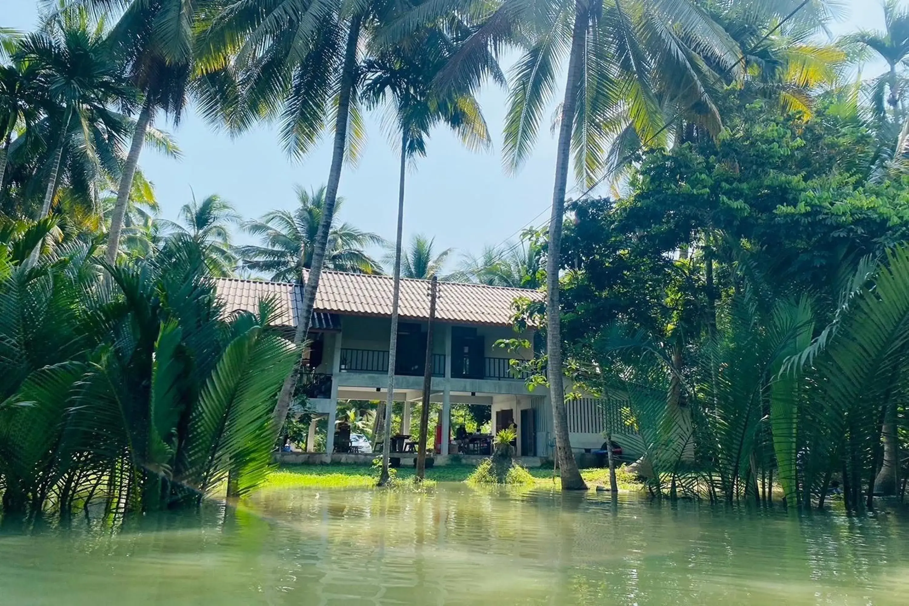 Property building in Baan Nai Bang Property building in Baan Nai Bang