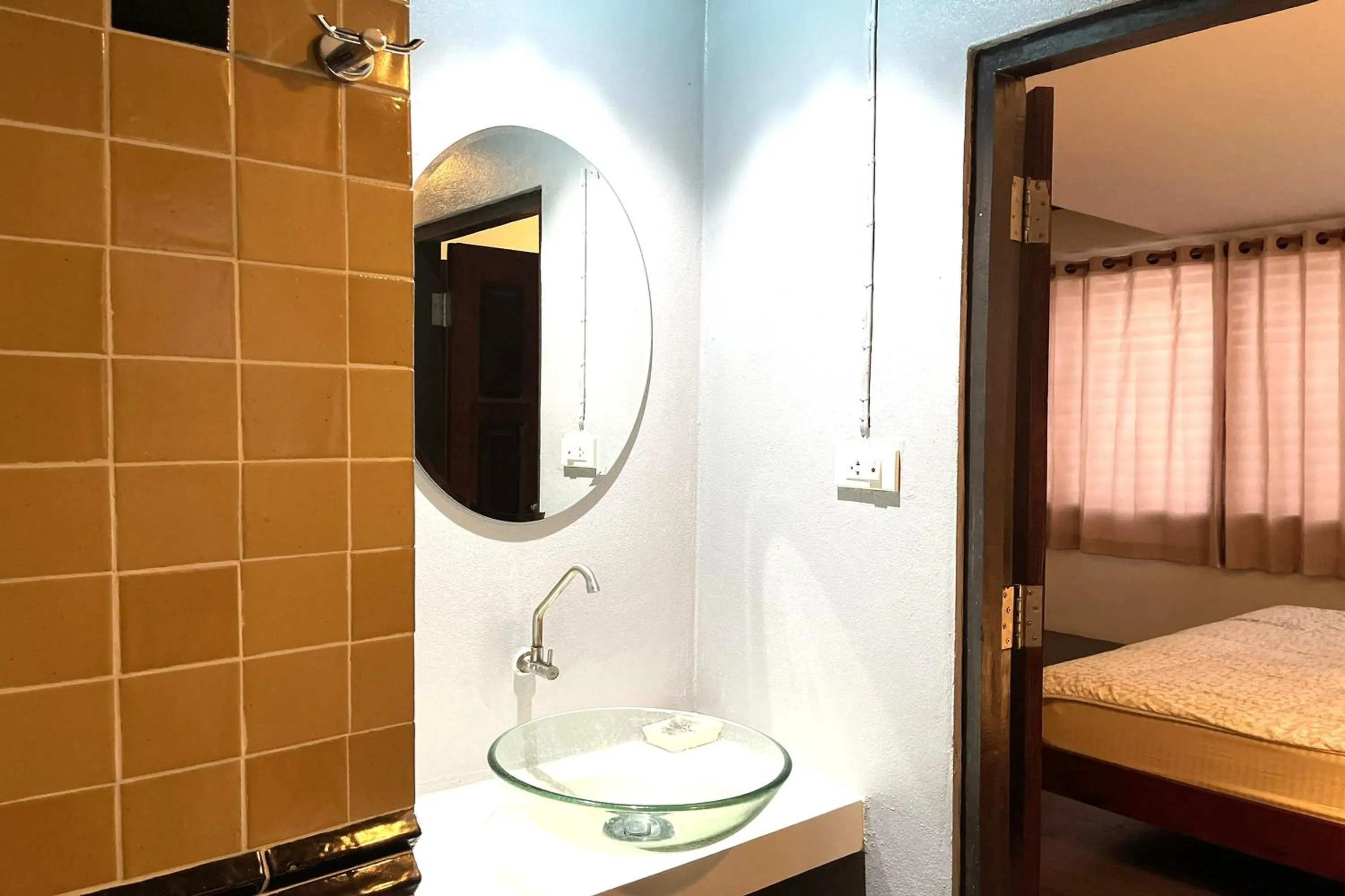 Bed in Baan Kieng Guest House Lampang