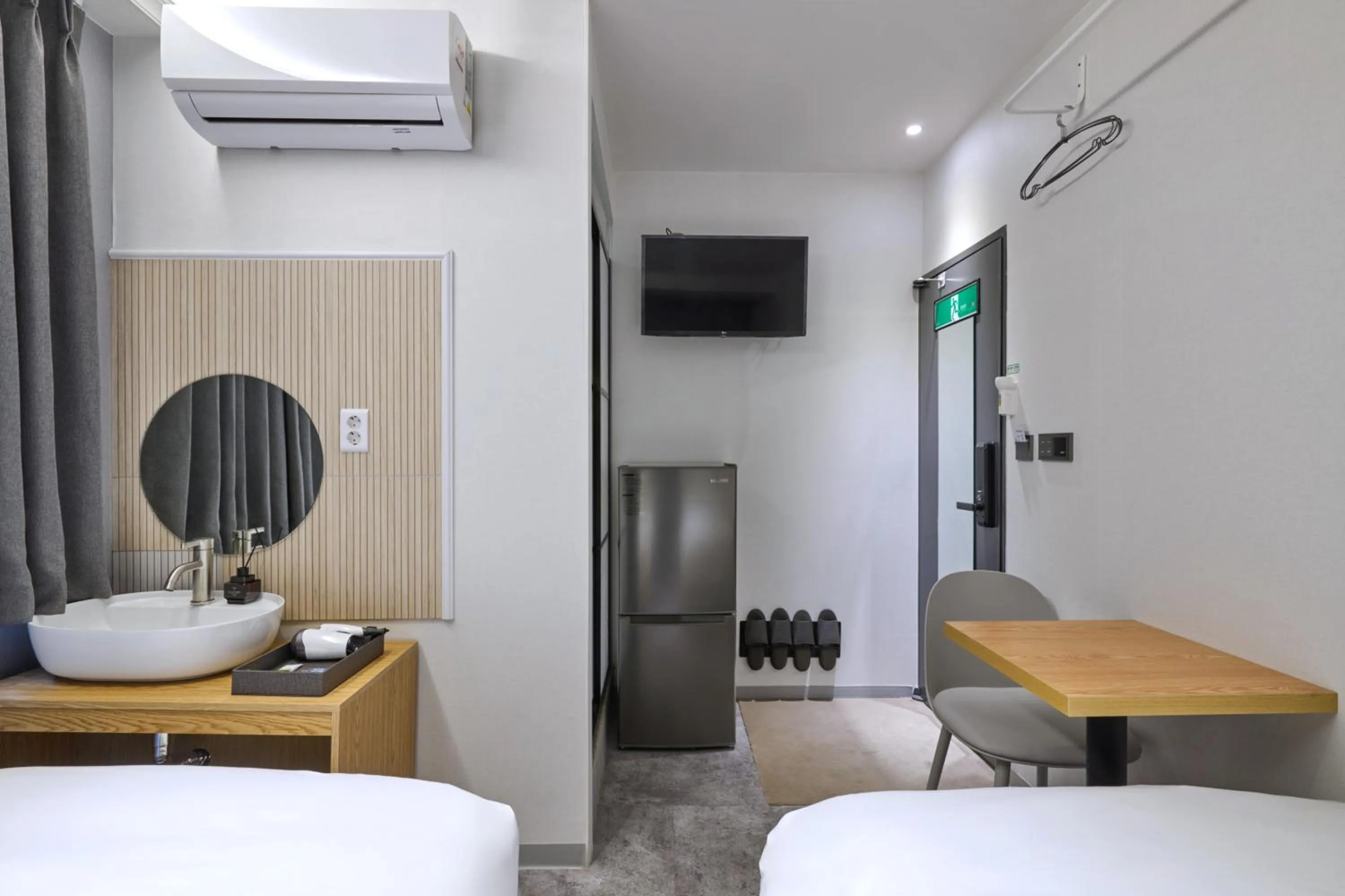 Photo of the whole room, Bed in D Stay Hostel Dongdaemun
