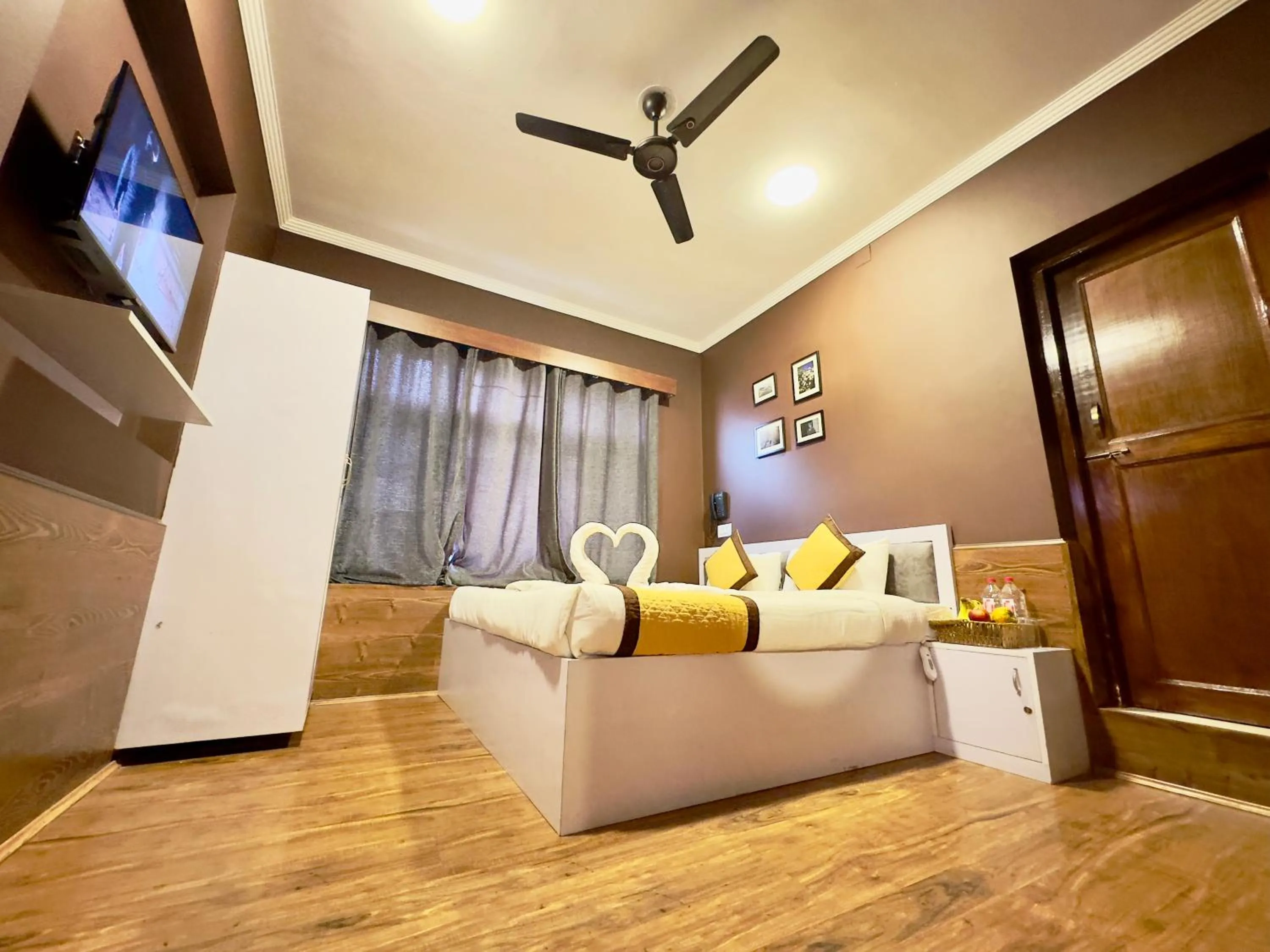 Seating area in Hotel Jafson Accommodates