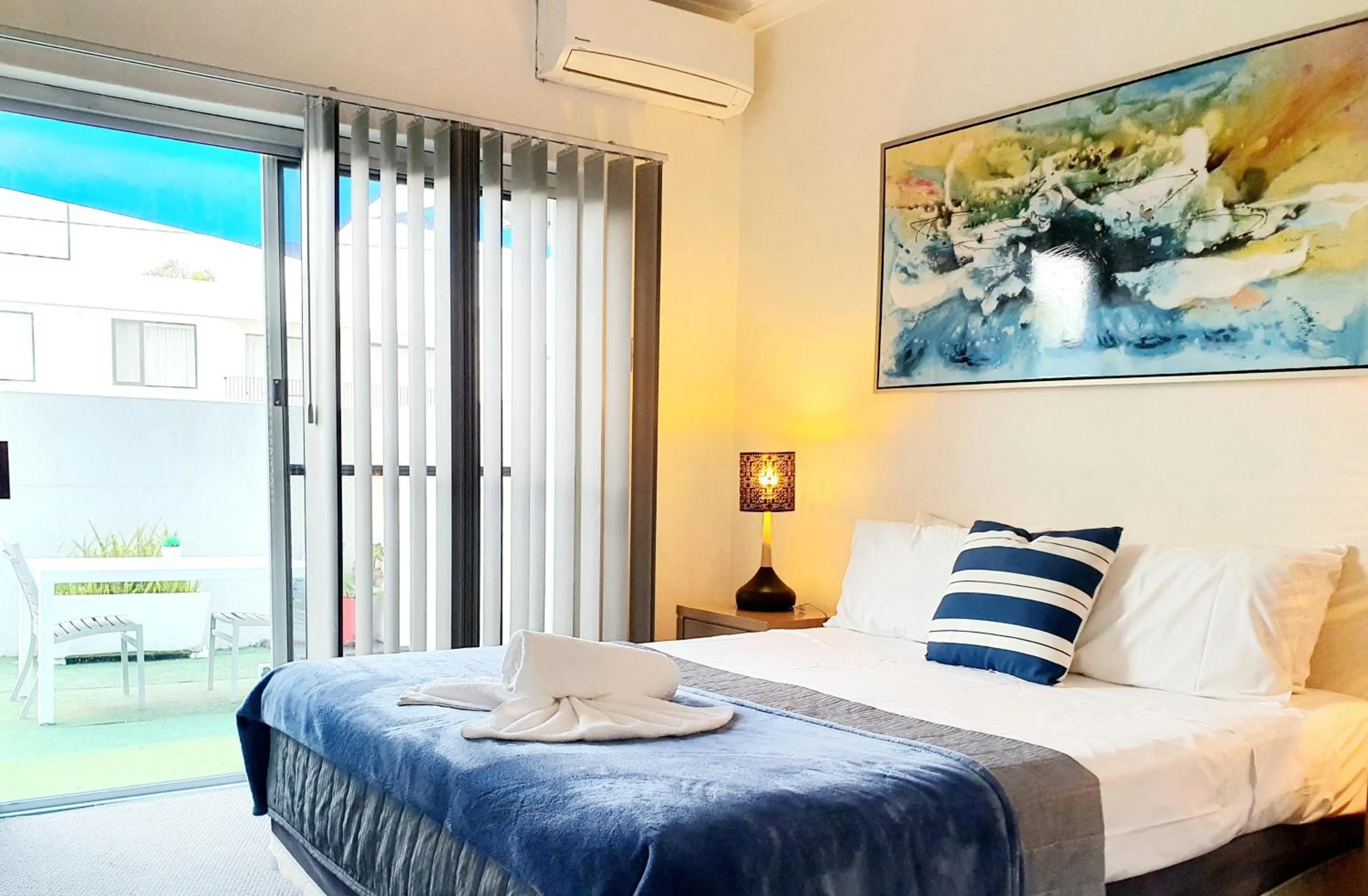 Bedroom, Bed in Oceanside Hawks Nest