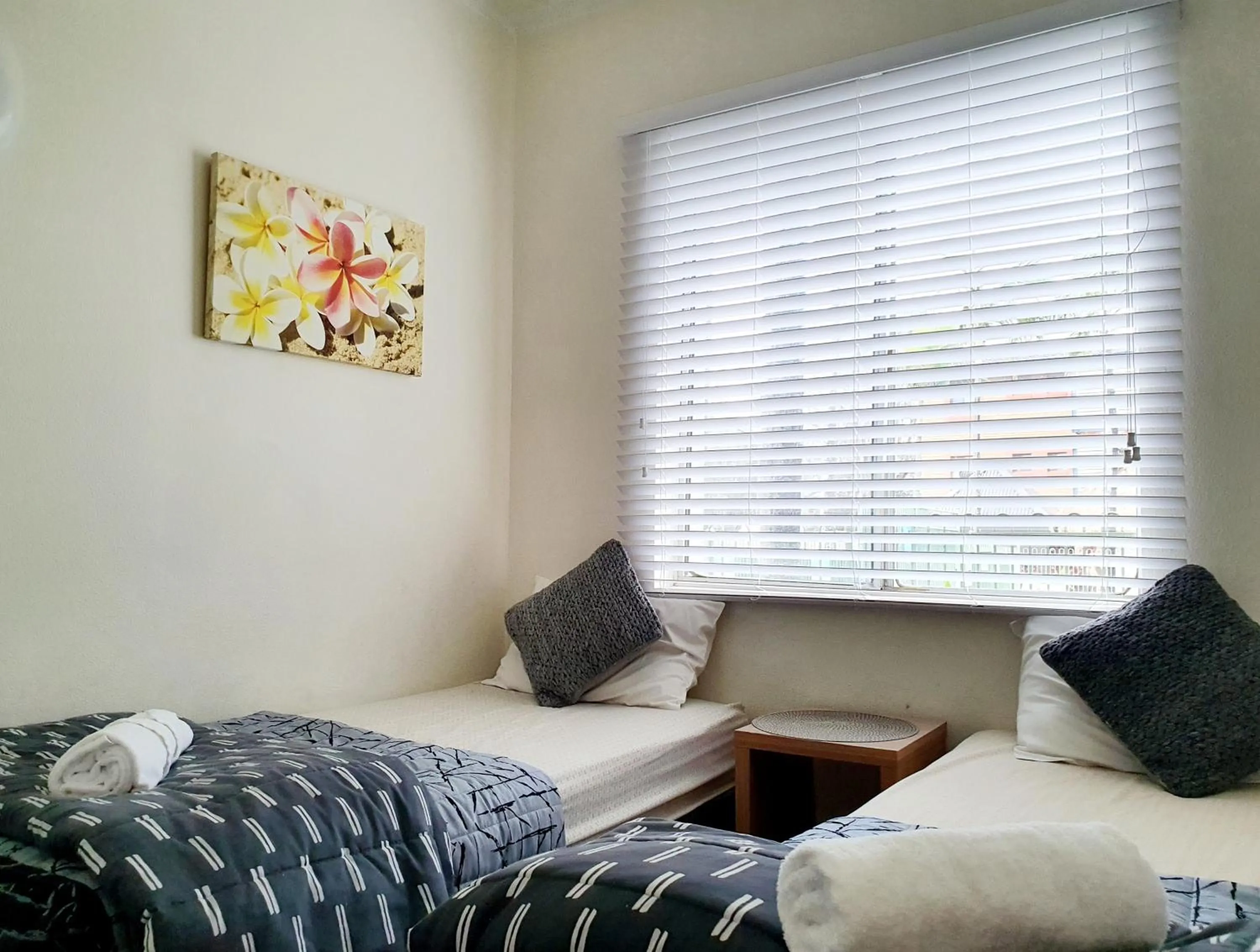 children, Bed in Oceanside Hawks Nest