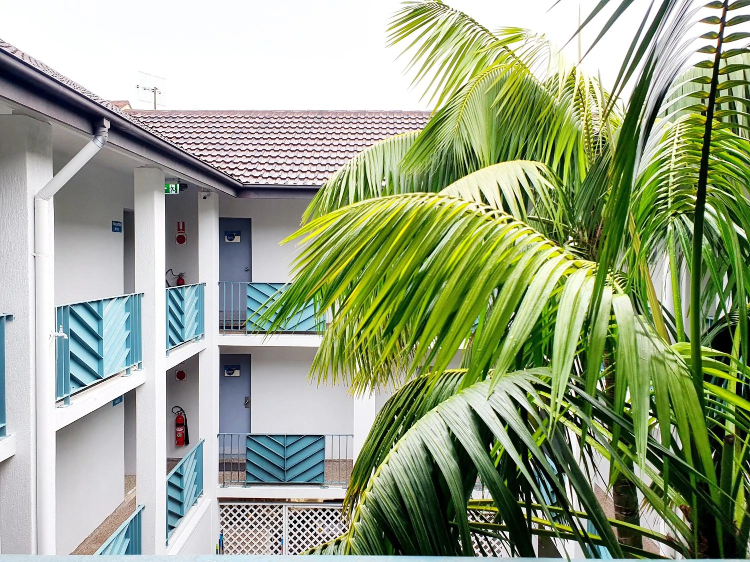 Inner courtyard view in Oceanside Hawks Nest