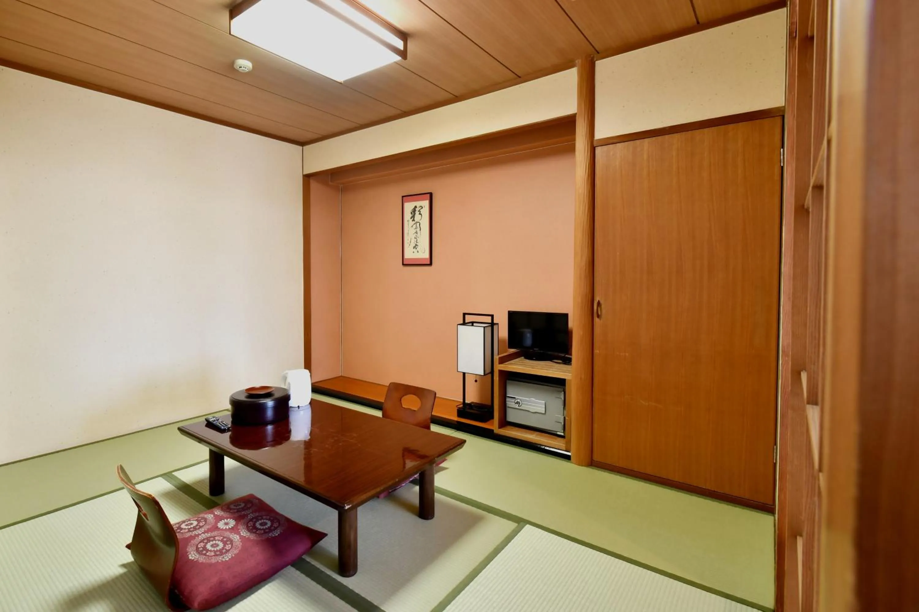 TV and multimedia in Yataro