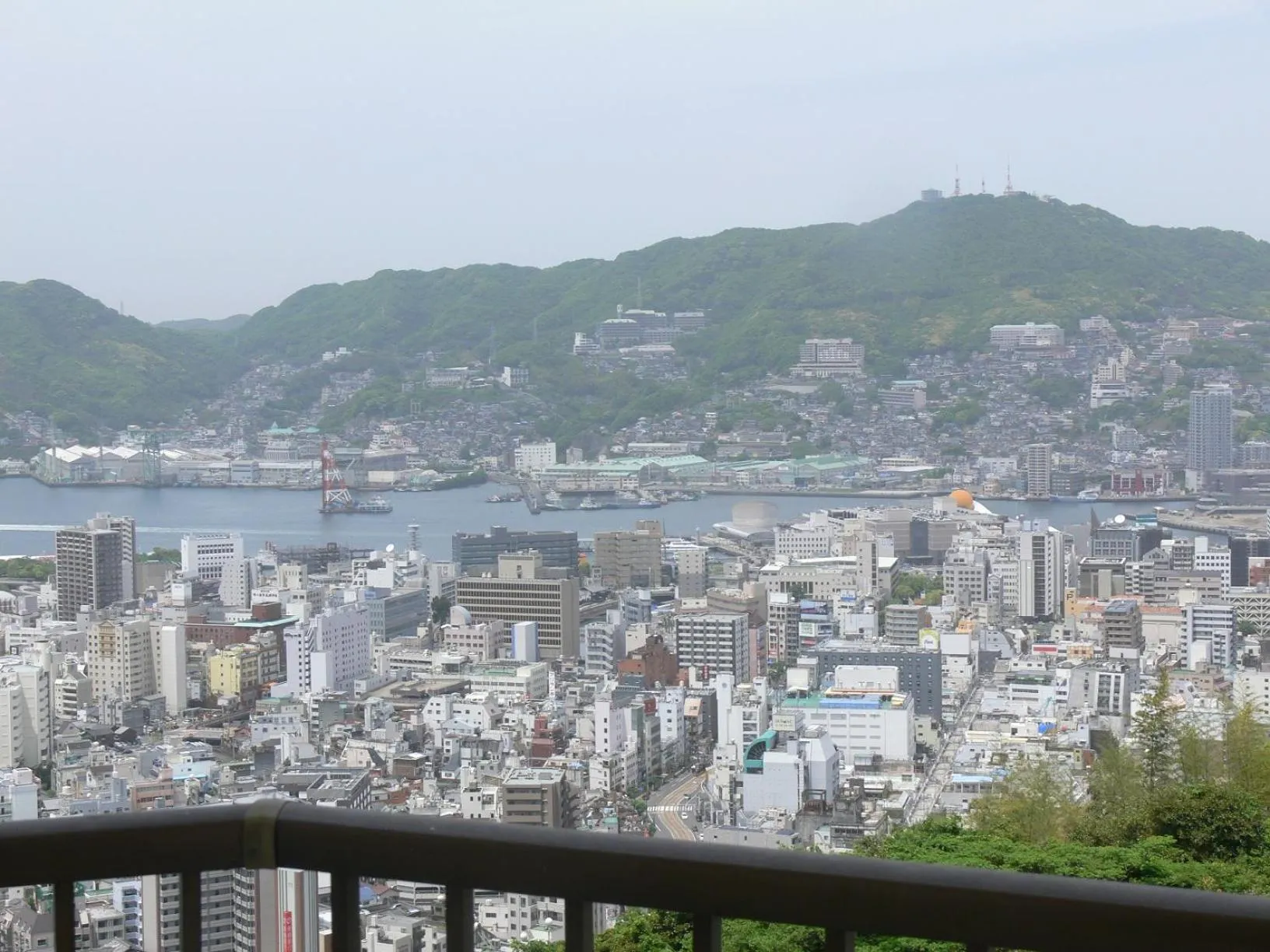 Photo of the whole room in Yataro