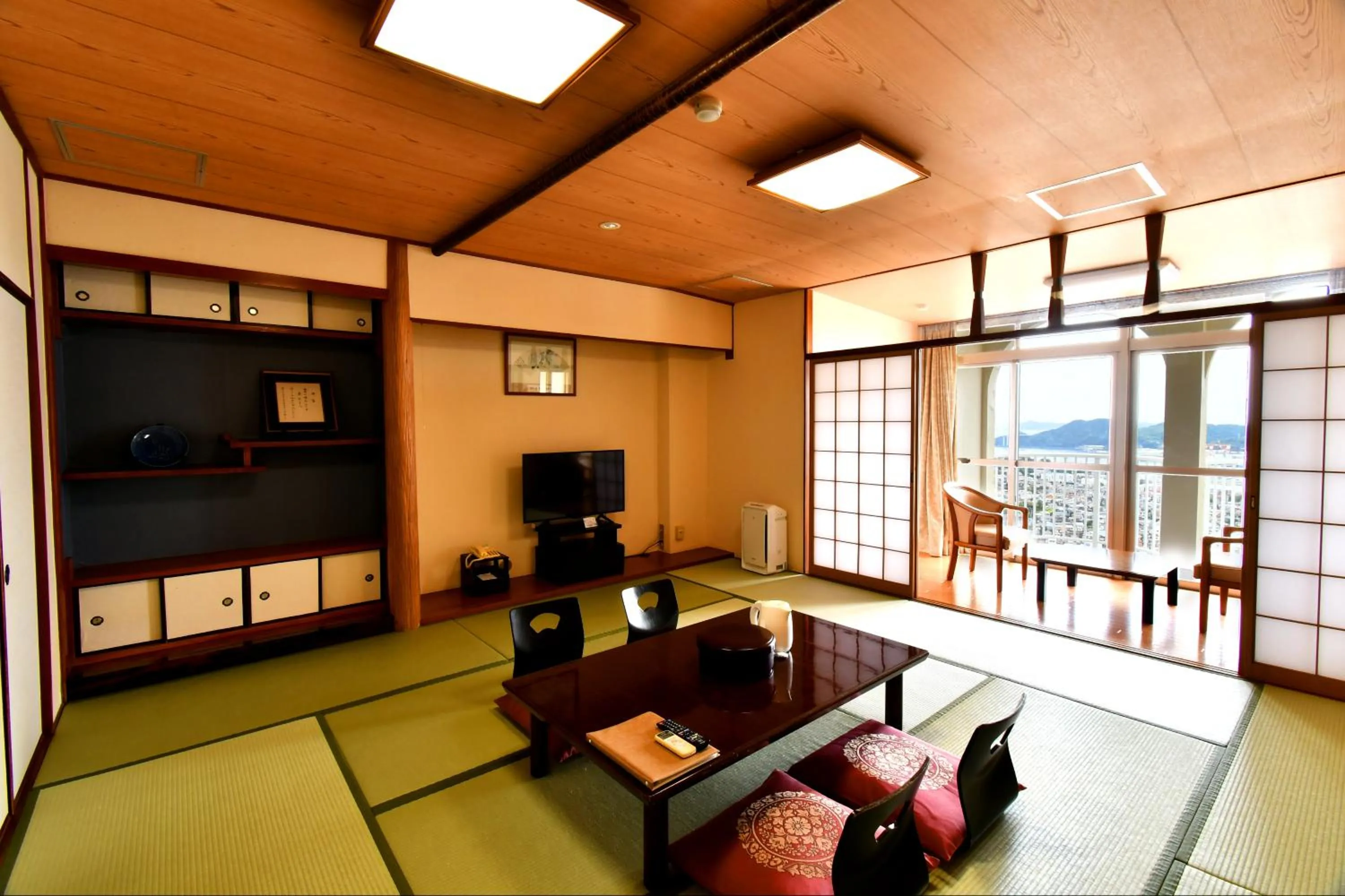 TV and multimedia in Yataro